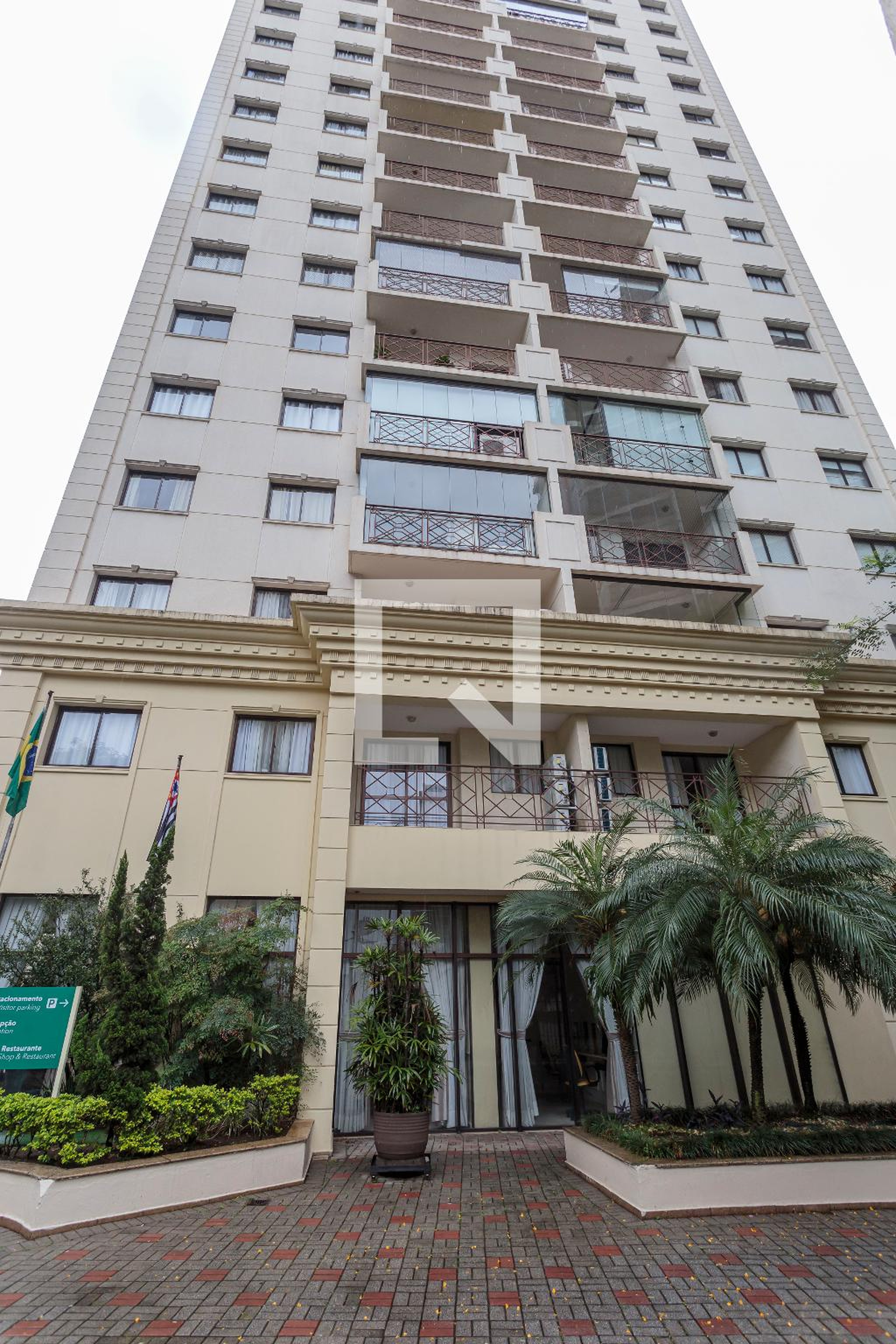 Fachada Condomínio Quality Suites Long Stay Vila Olímpia