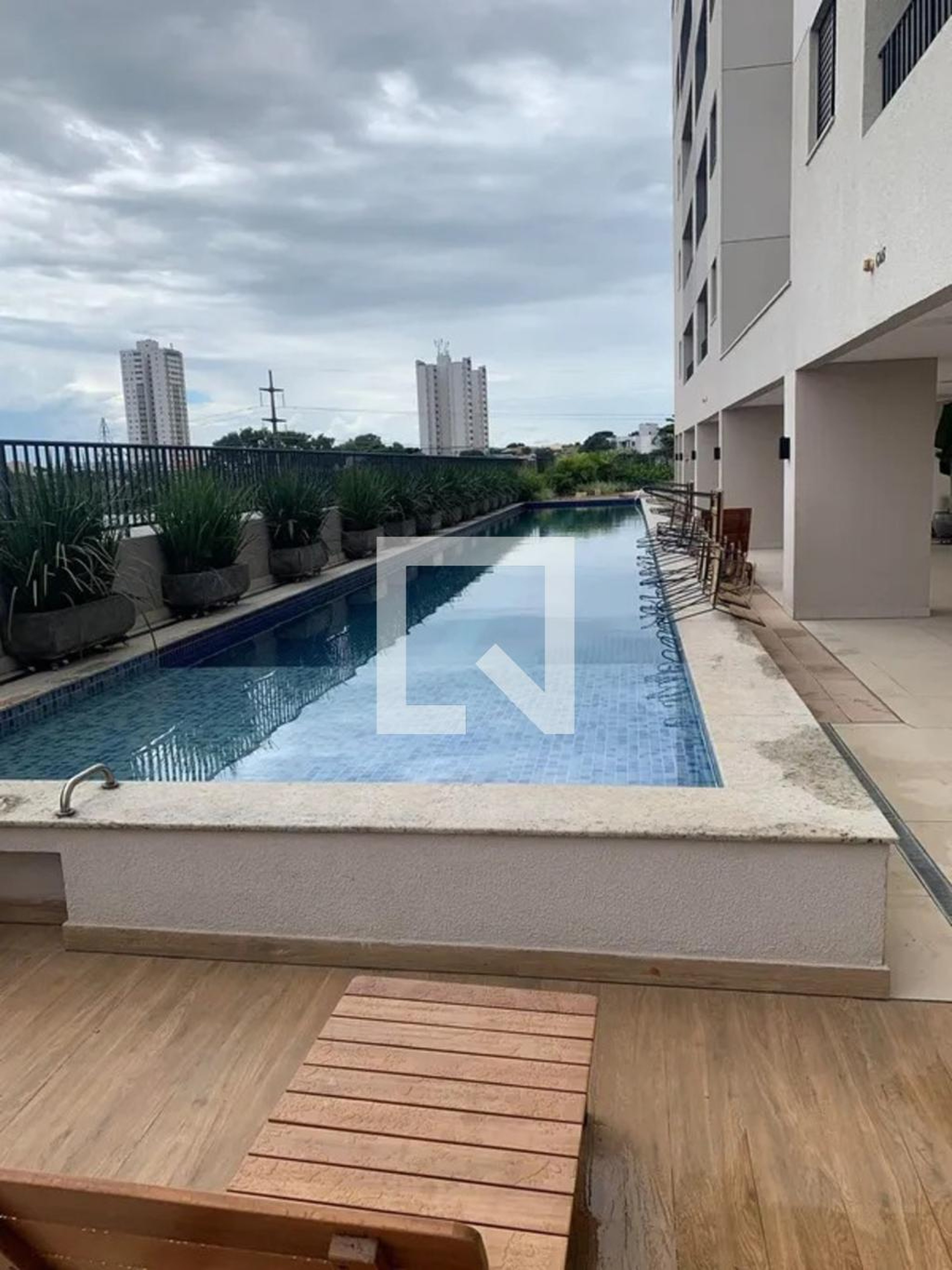 Piscina Condomínio em Rua Doutor Augusto Jugmann, 274