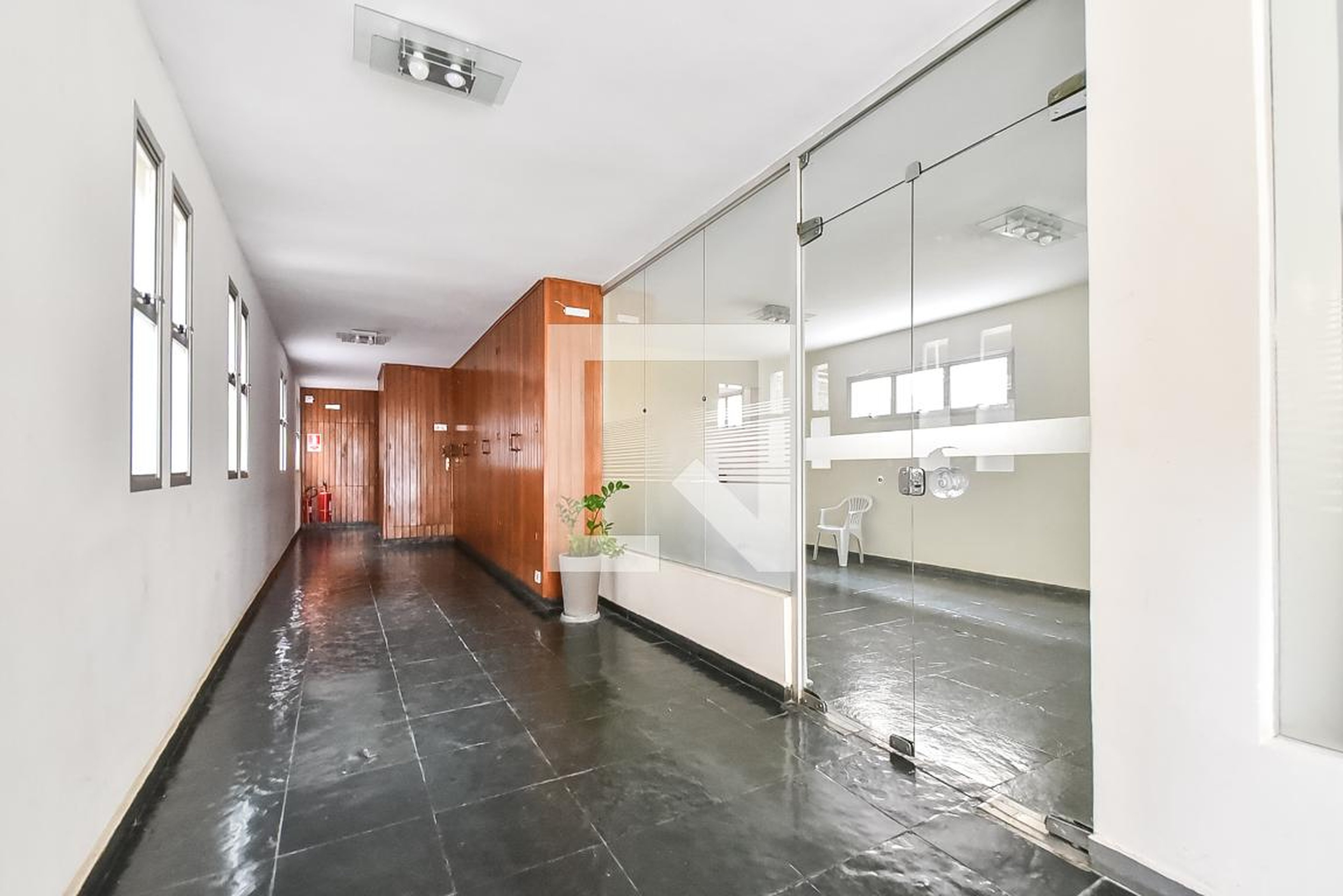 Hall de entrada - Antonio José Pinto