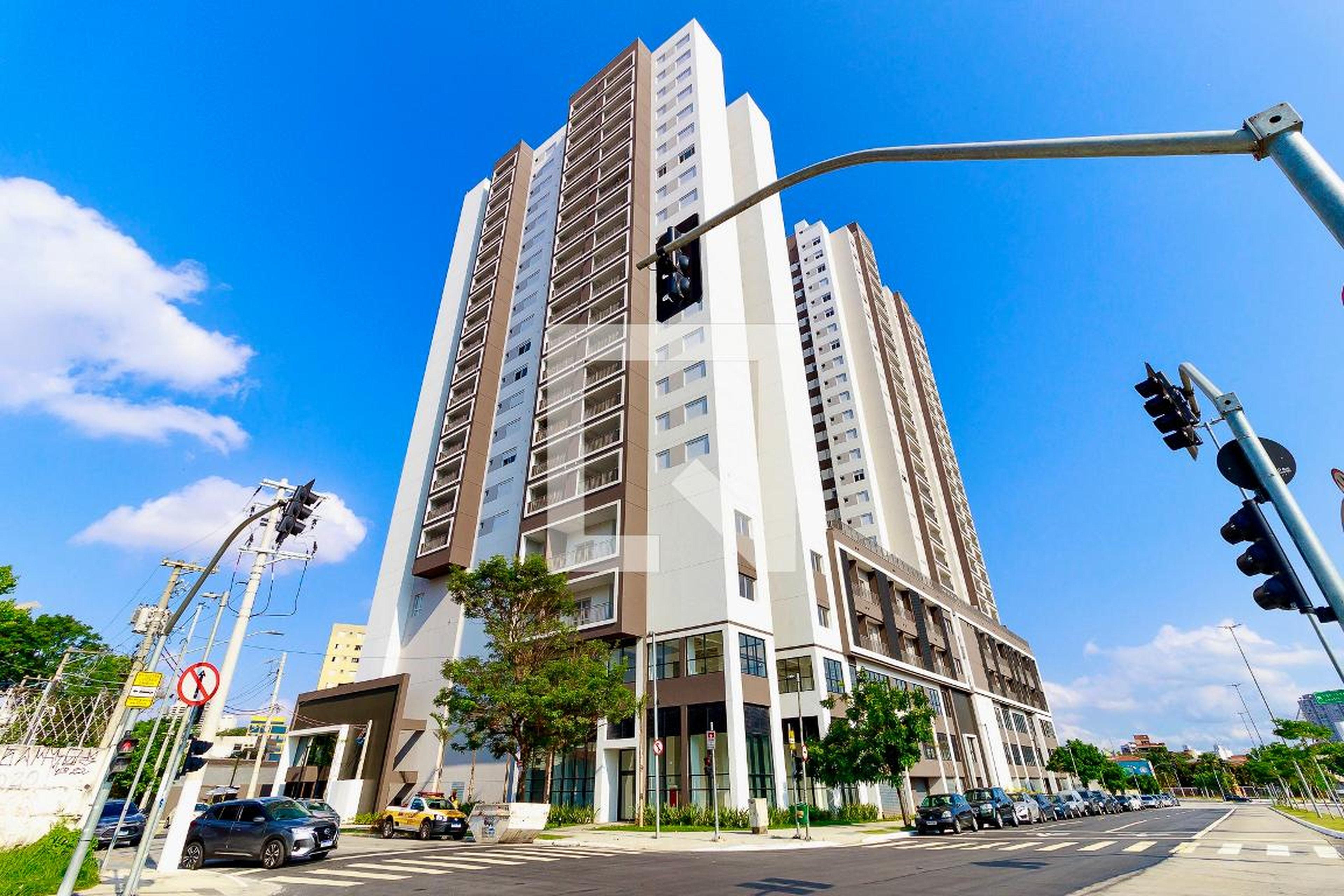 Fachada Condomínio Living Infinity Laguna