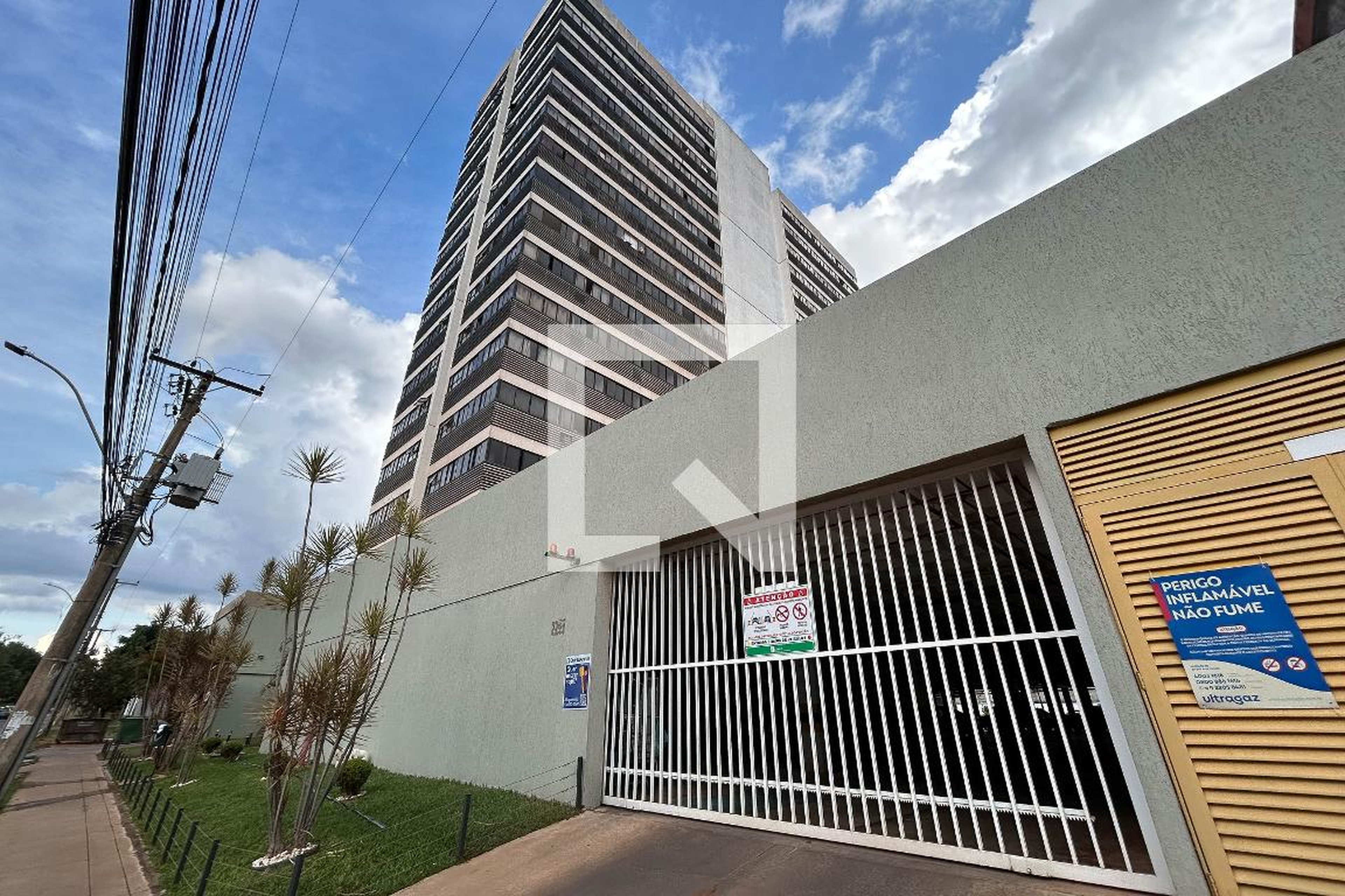 Fachada Condomínio Luisa Apart Residence