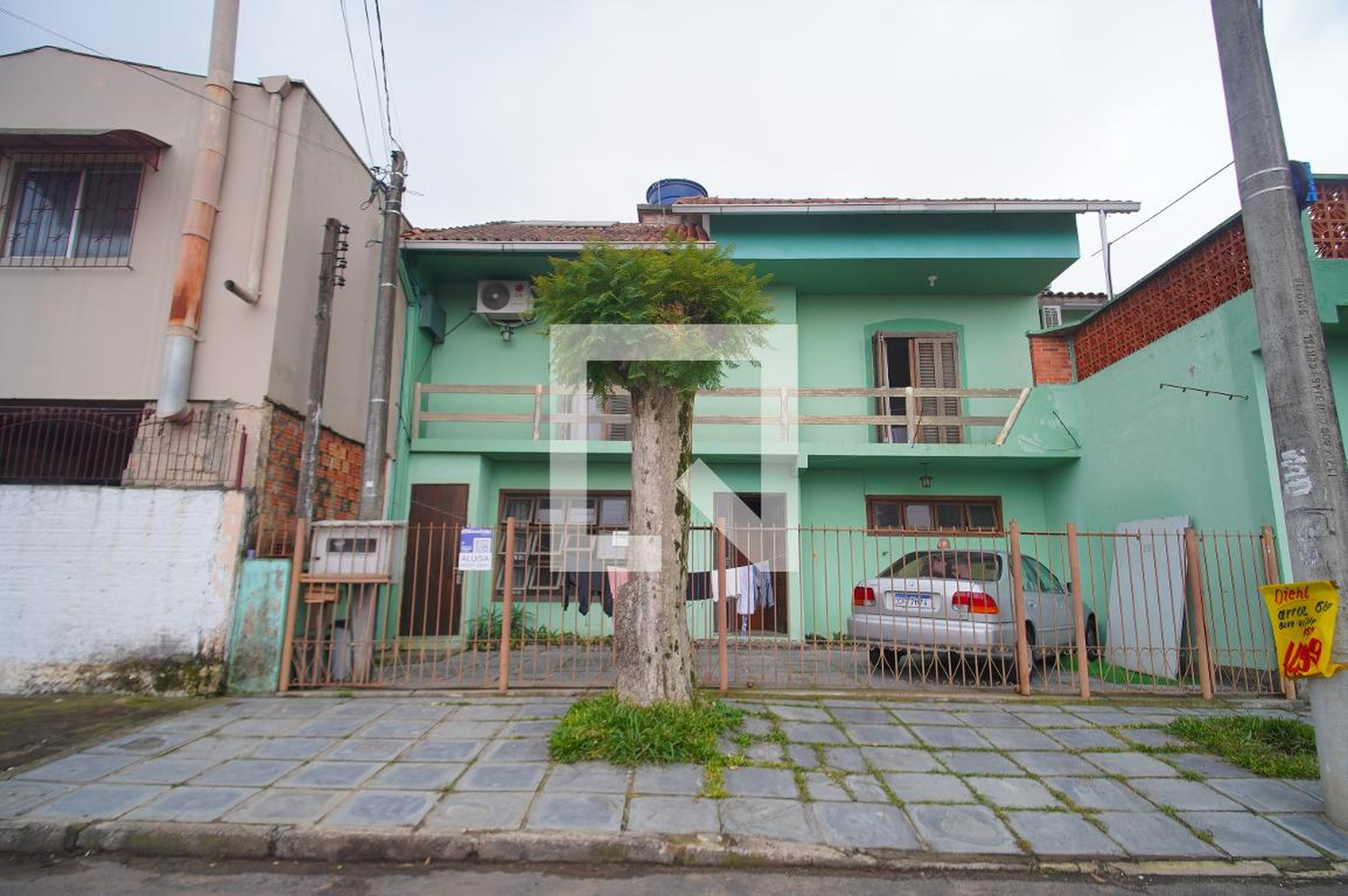 Fachada Condomínio em Rua São Caetano, 701