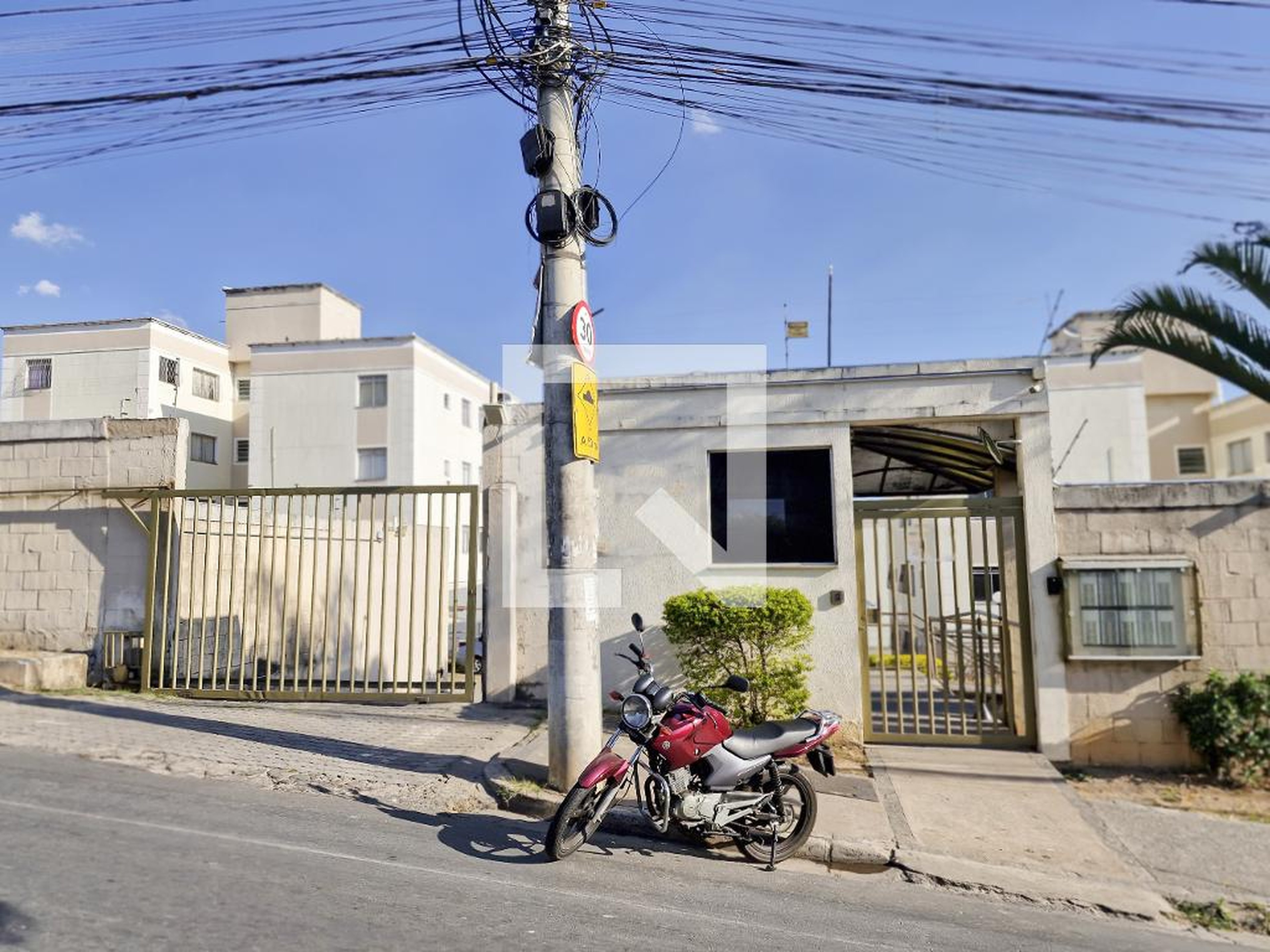 Fachada Condomínio Bosque dos Jatobás