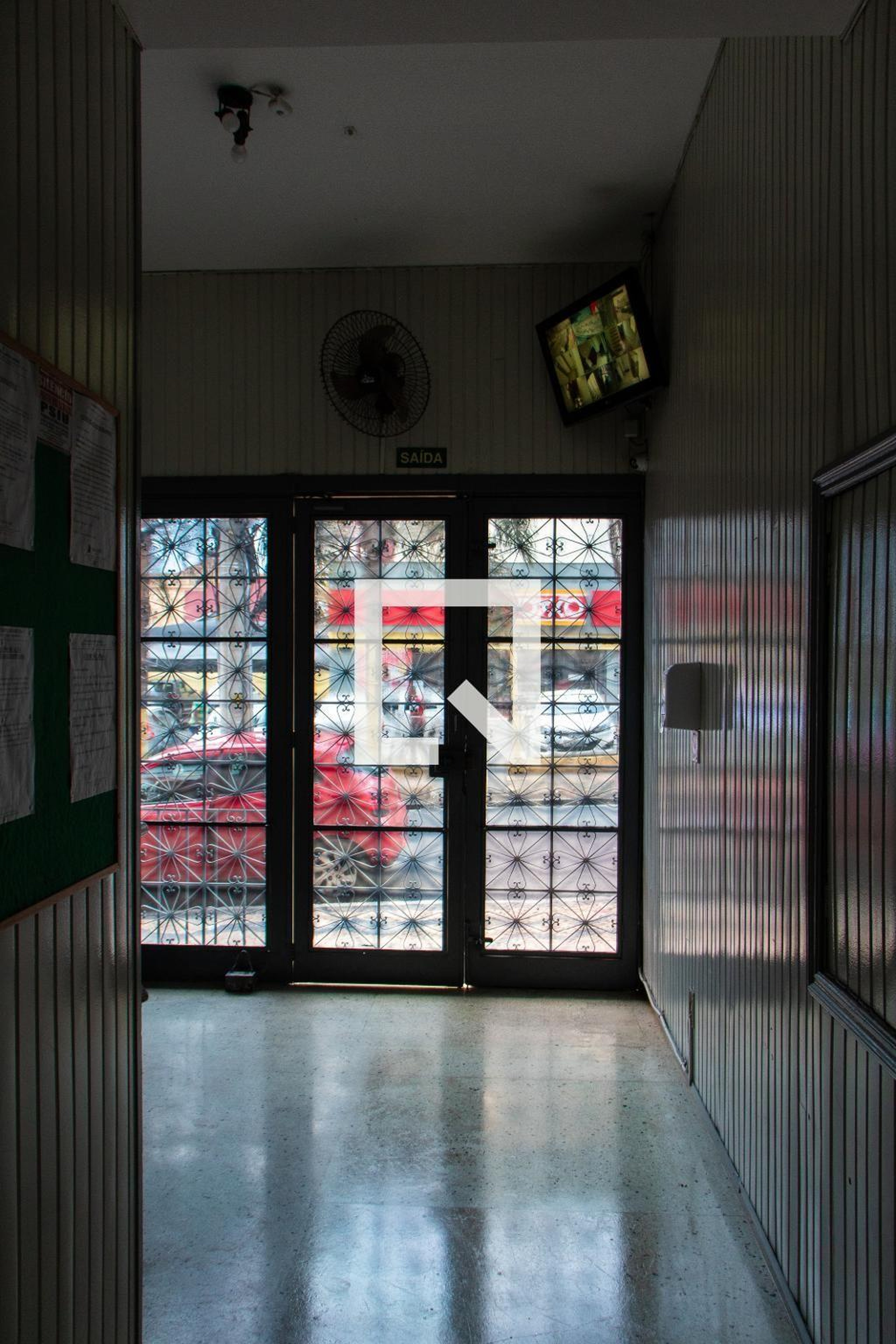 HALL DE ENTRADA - Idelena