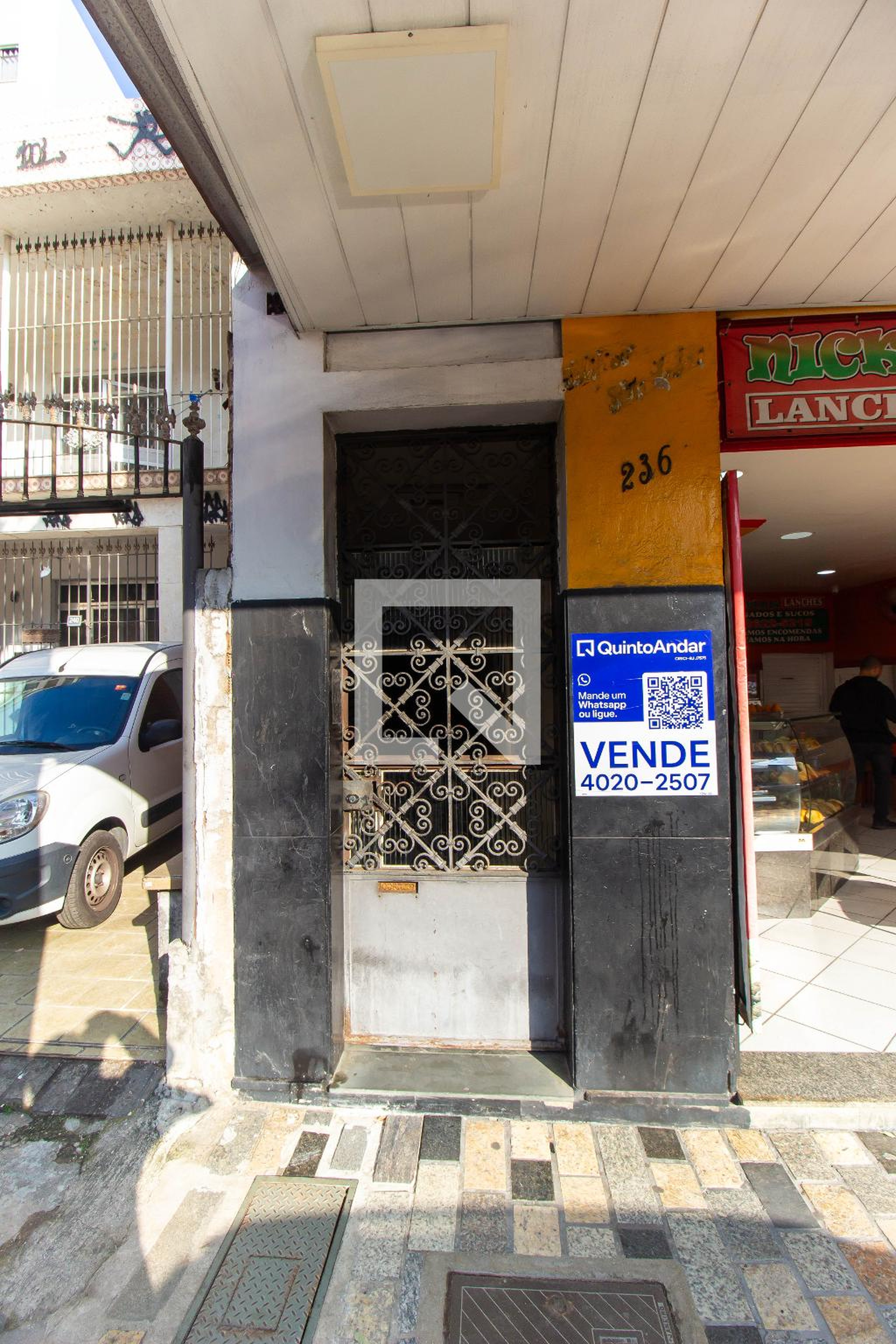 Fachada Condomínio em Rua Visconde do Uruguai, 236