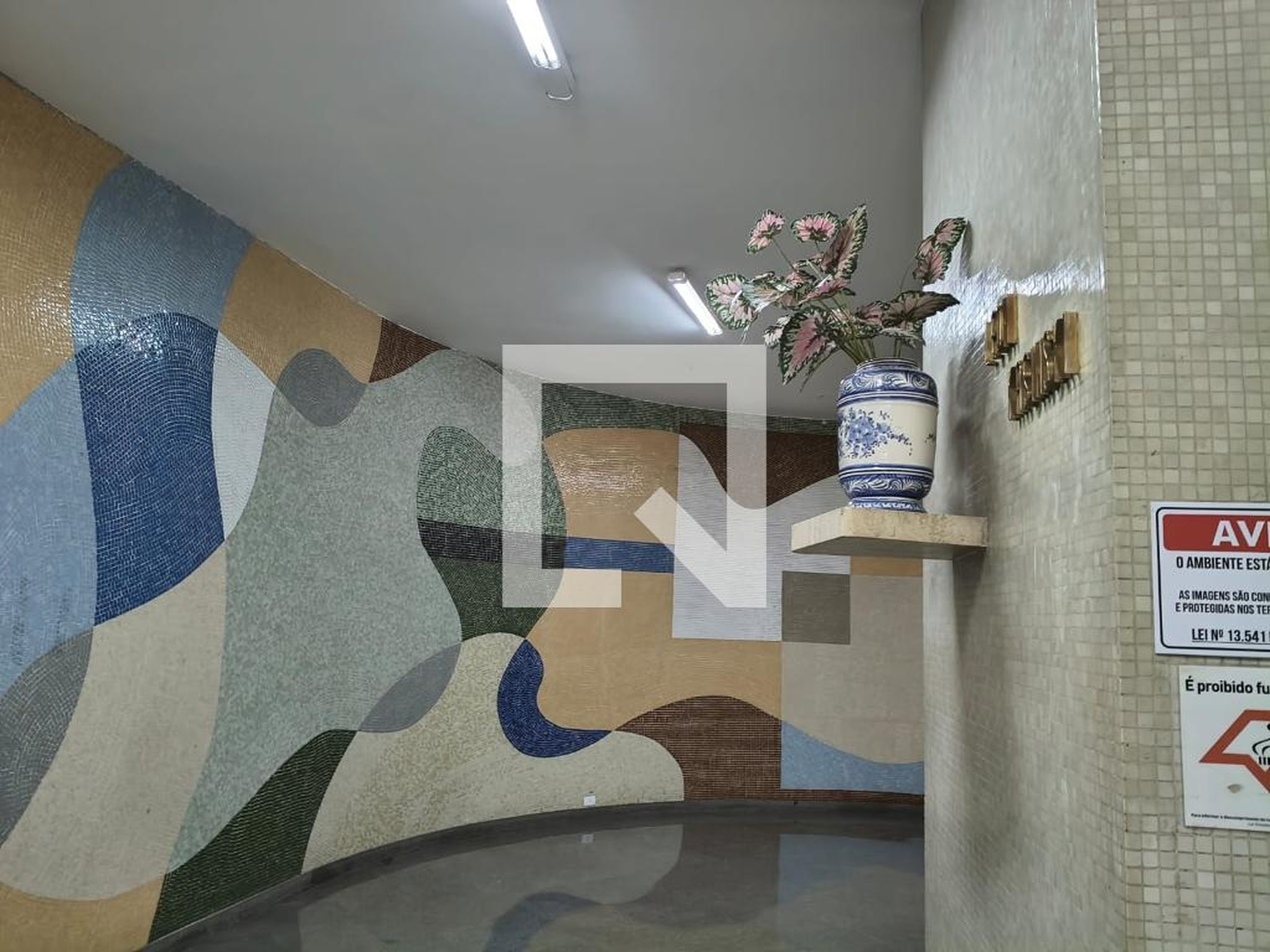 Hall de Entrada Condomínio em Avenida São João, 650