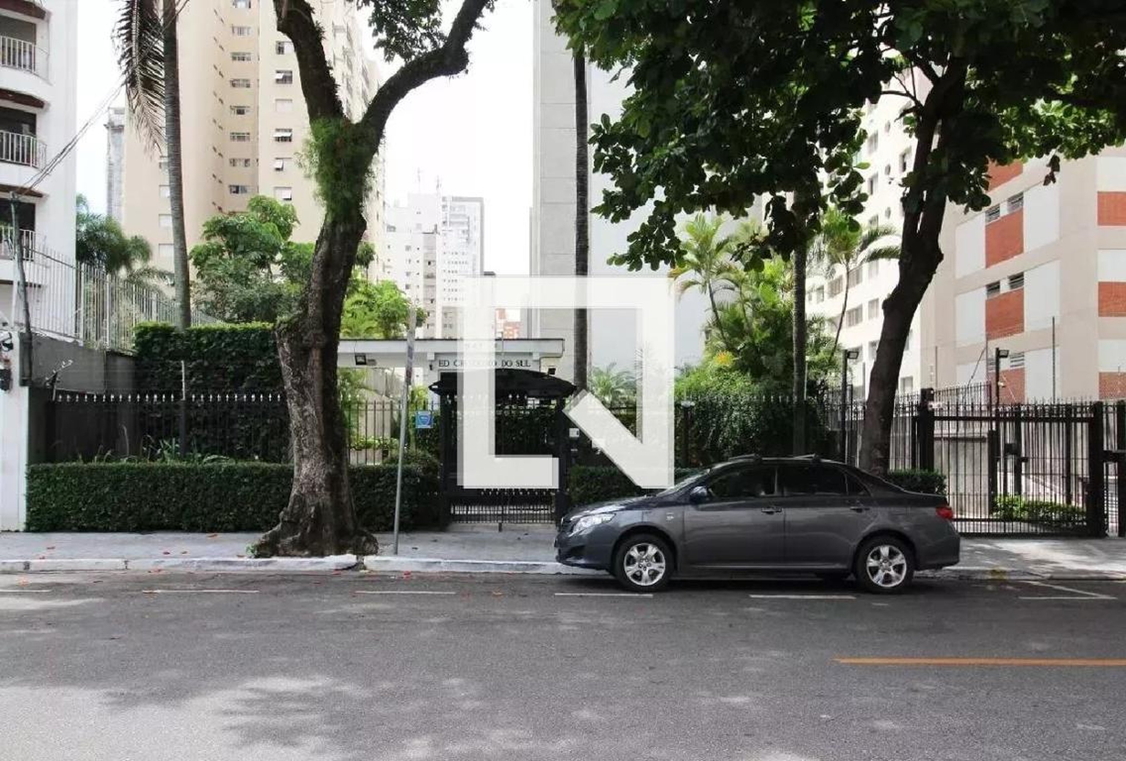 Fachada Condomínio Cruzeiro do Sul
