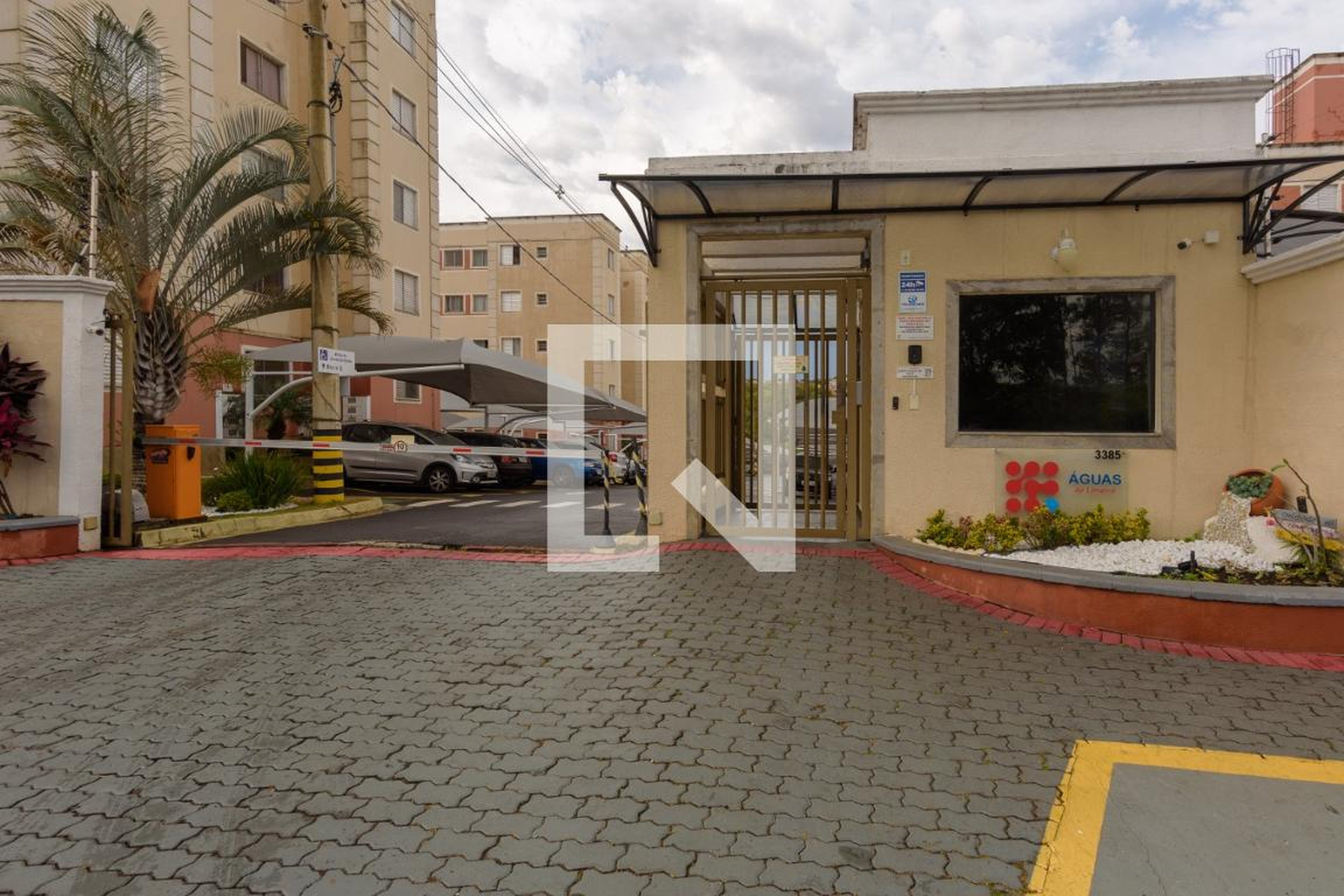 Fachada do Condomínio Condomínio Aguas de Limeira