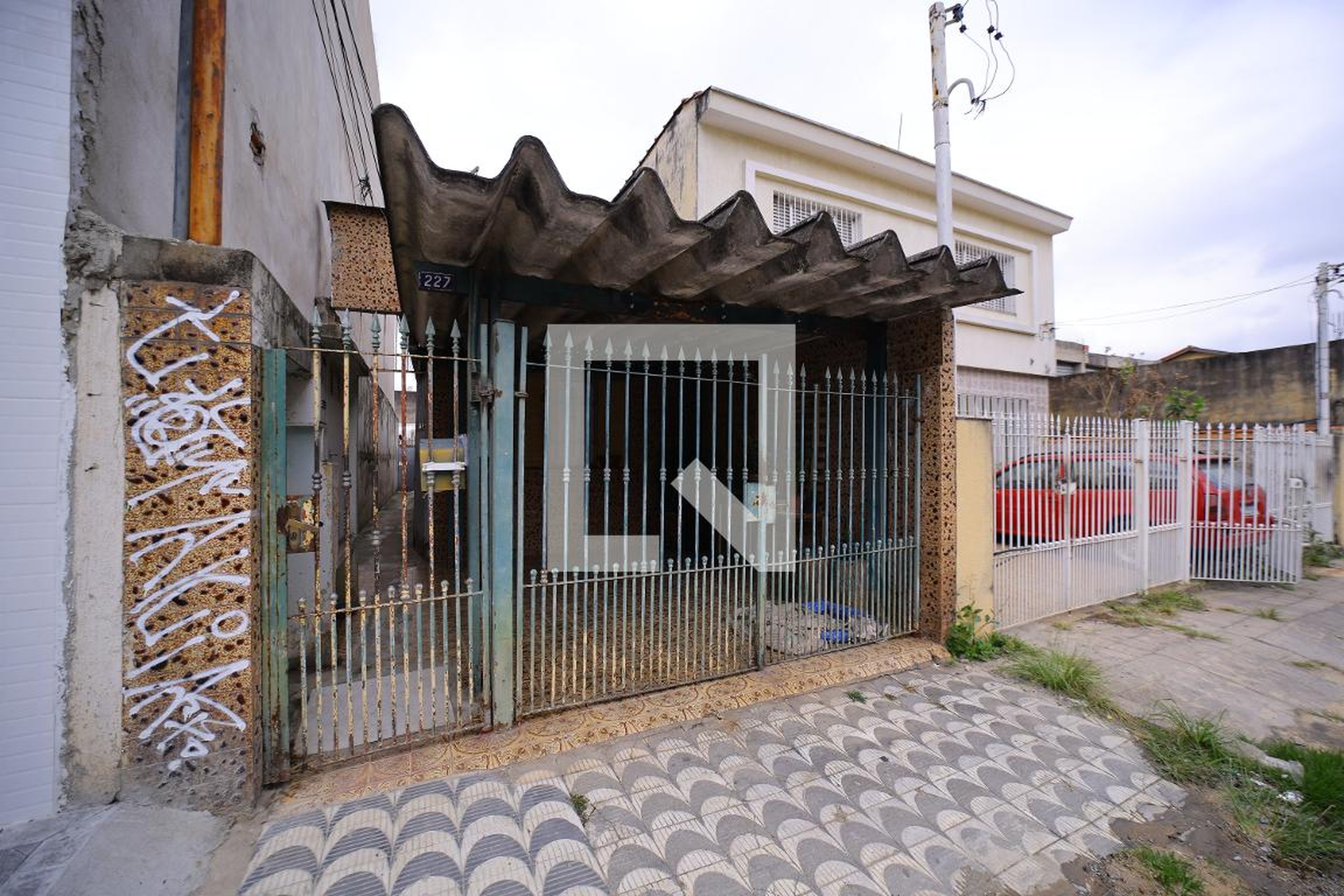 Fachada Condomínio em Rua Doutor Fontes de Resende, 227