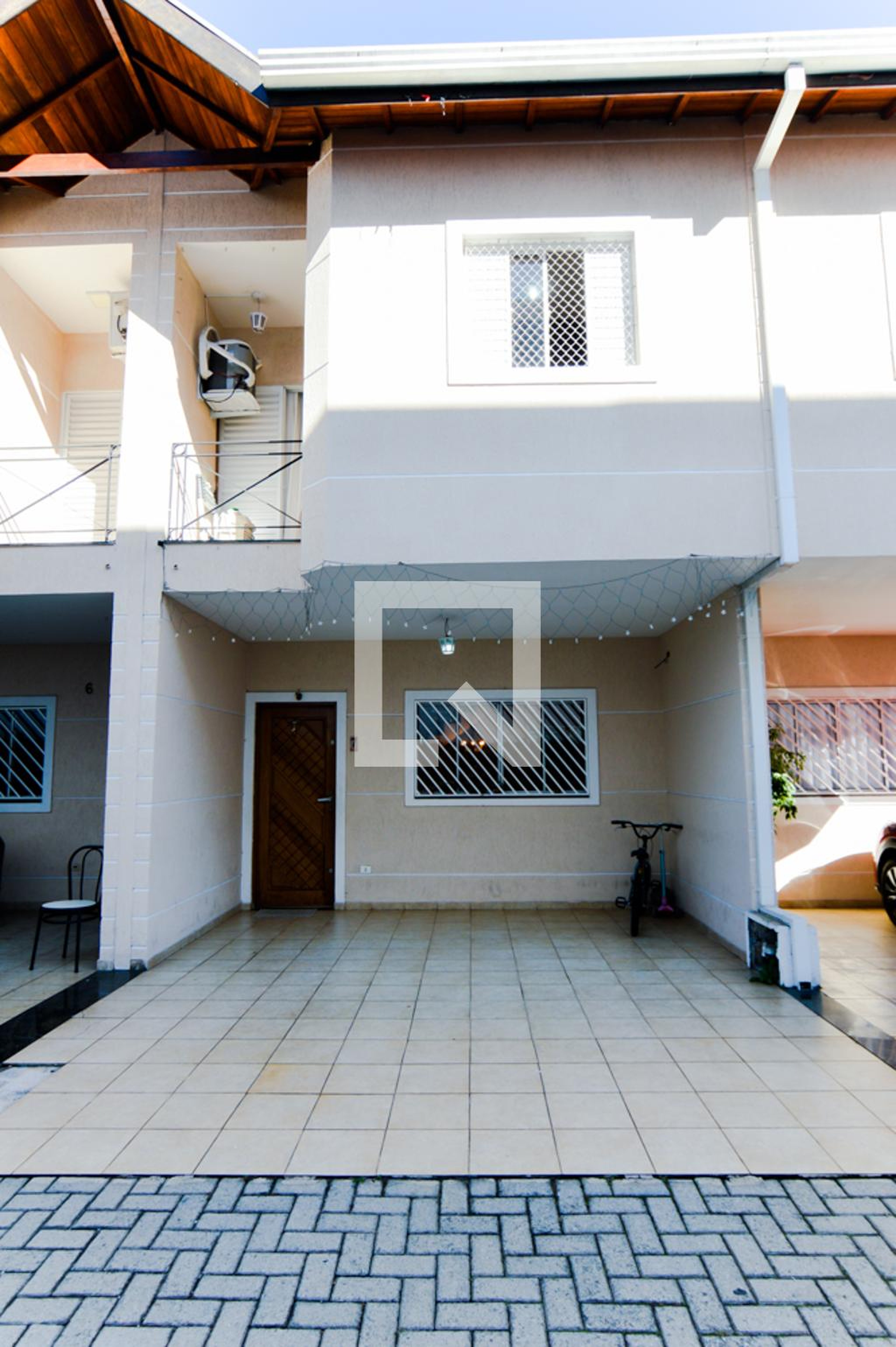 Fachada Condomínio em Rua Joaquim Gonçalves da Silva, 153