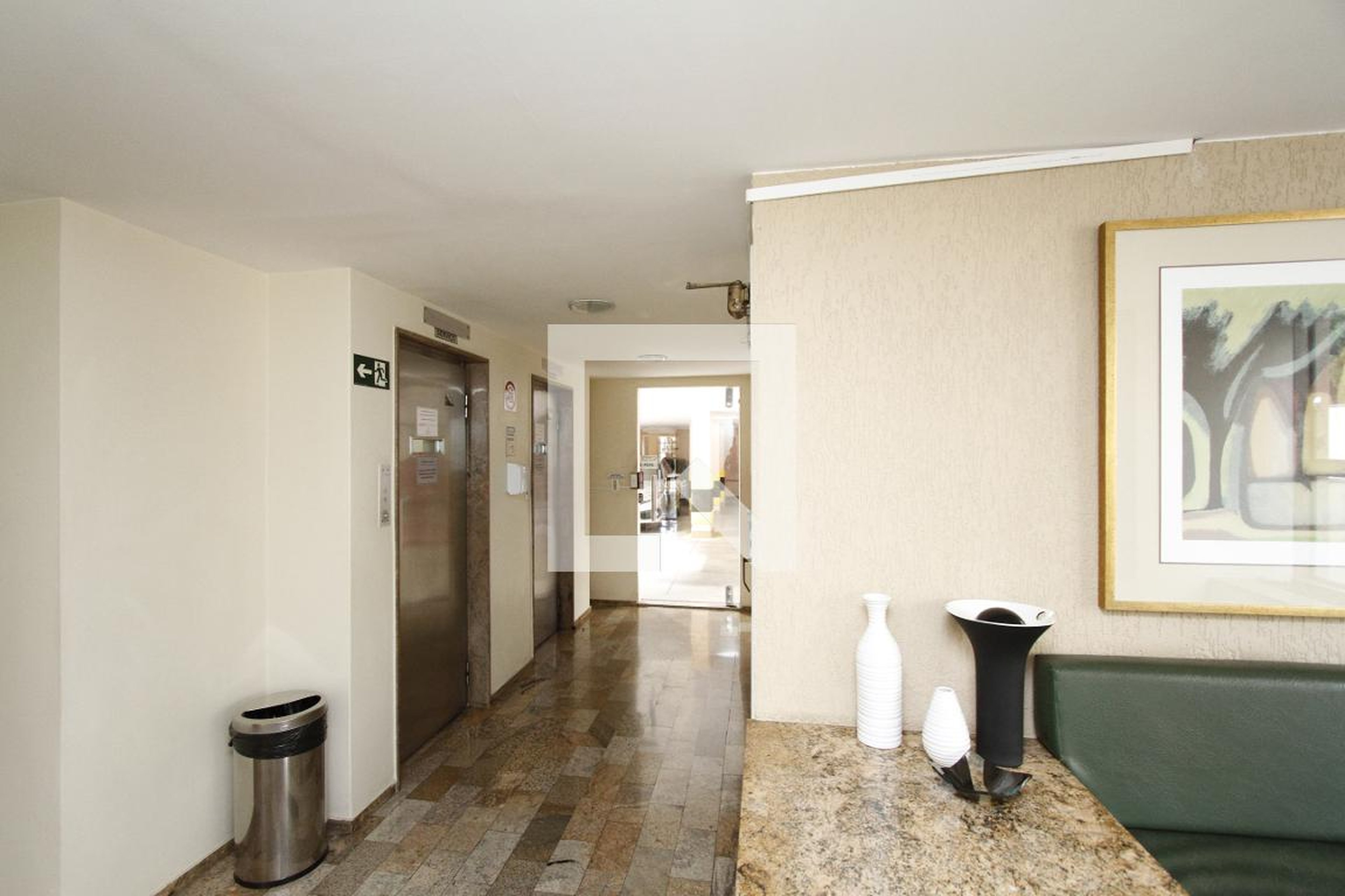 Hall de entrada - Edifício Agueda Lutterbach