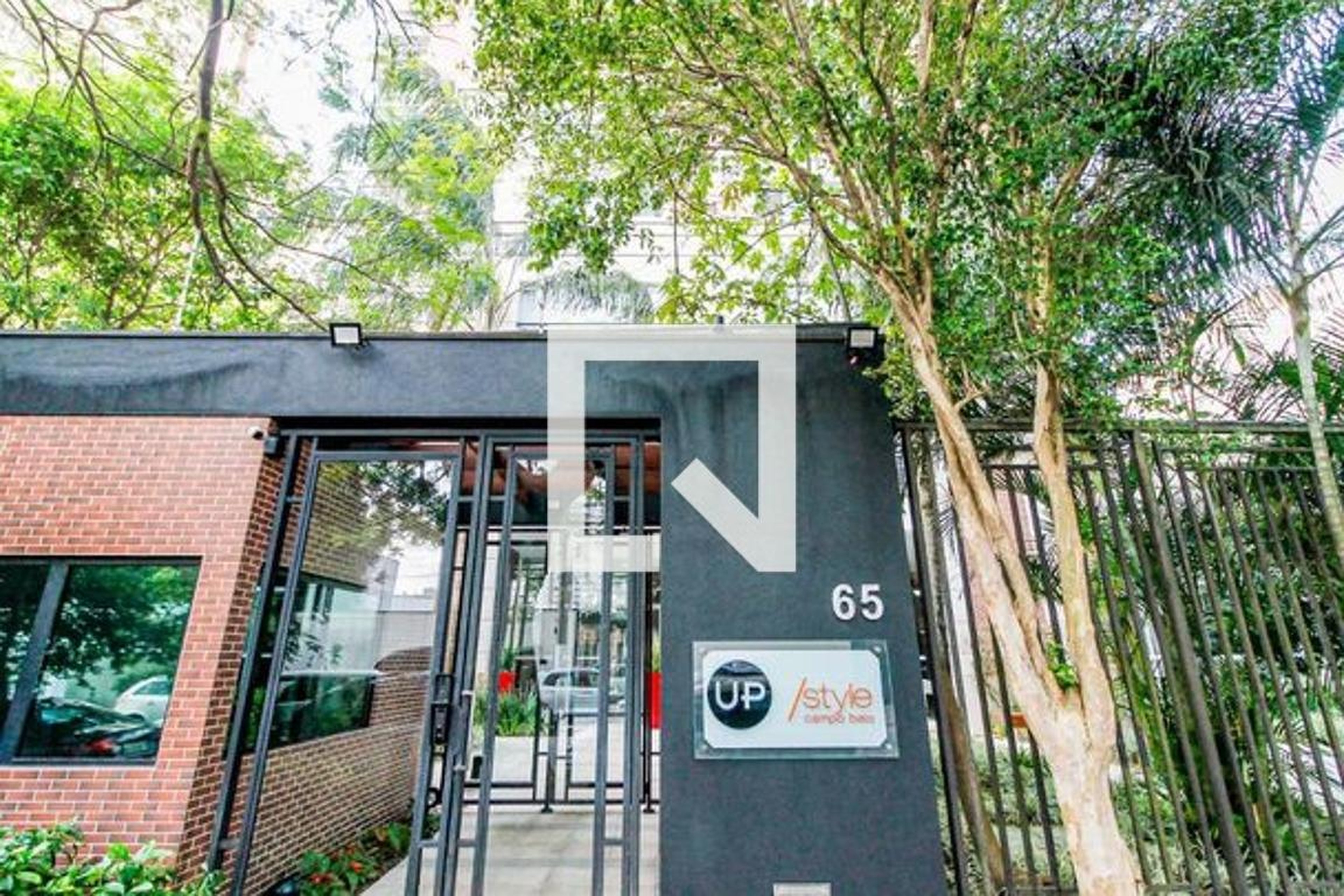 Fachada Condomínio em Rua Nhu-Guaçu, 6