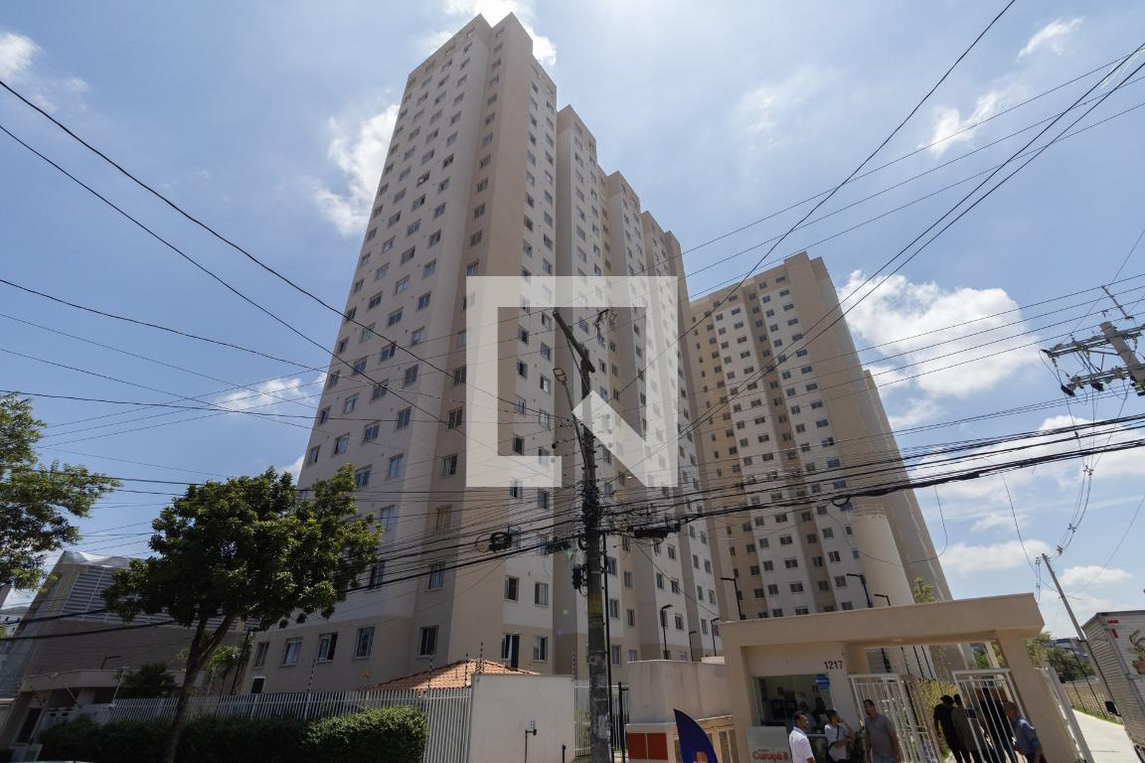 Fachada Condomínio em Rua Osório Franco Vilhena, 1216