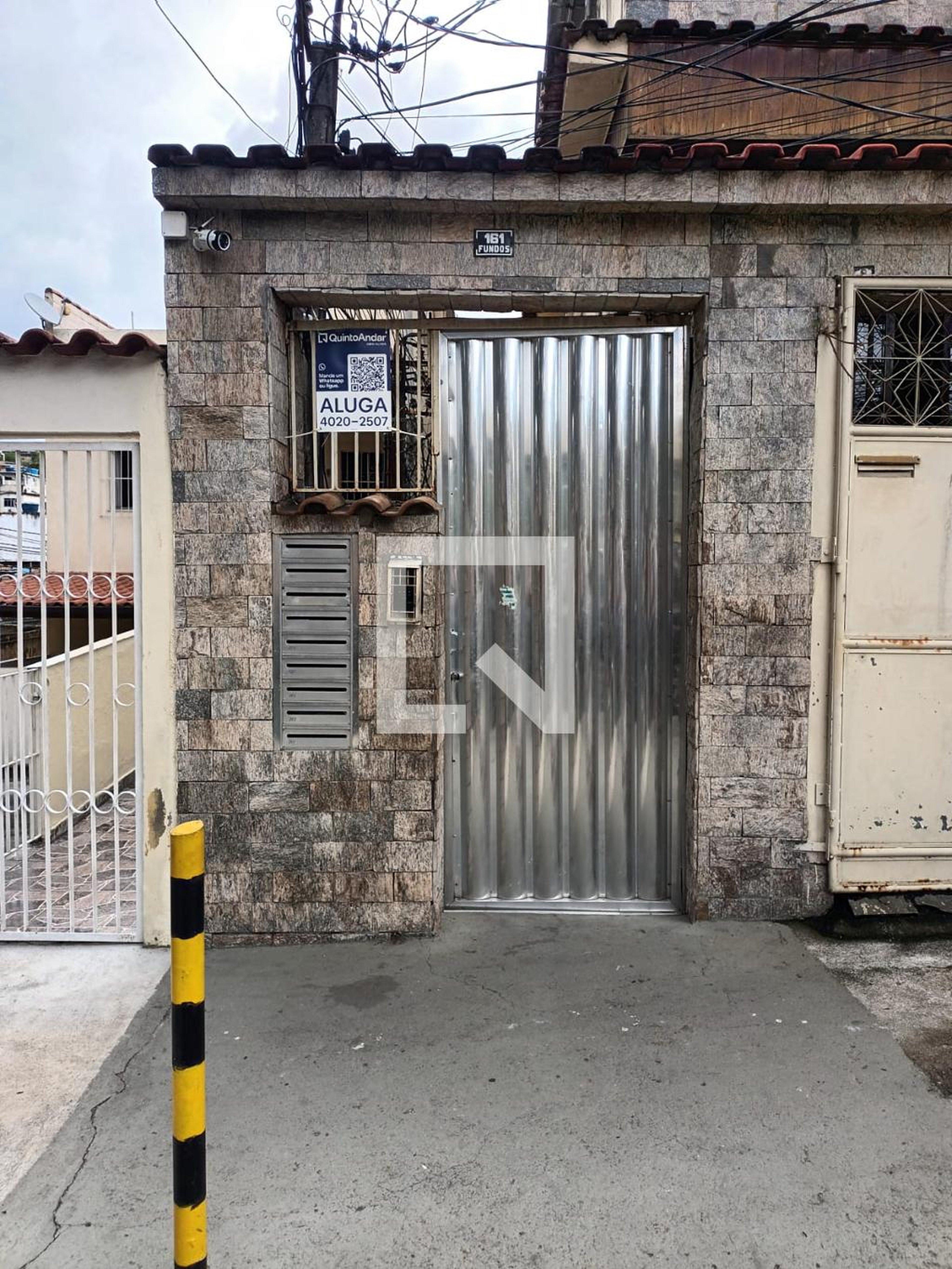 Fachada Condomínio em Rua Emílio de Menezes, 161