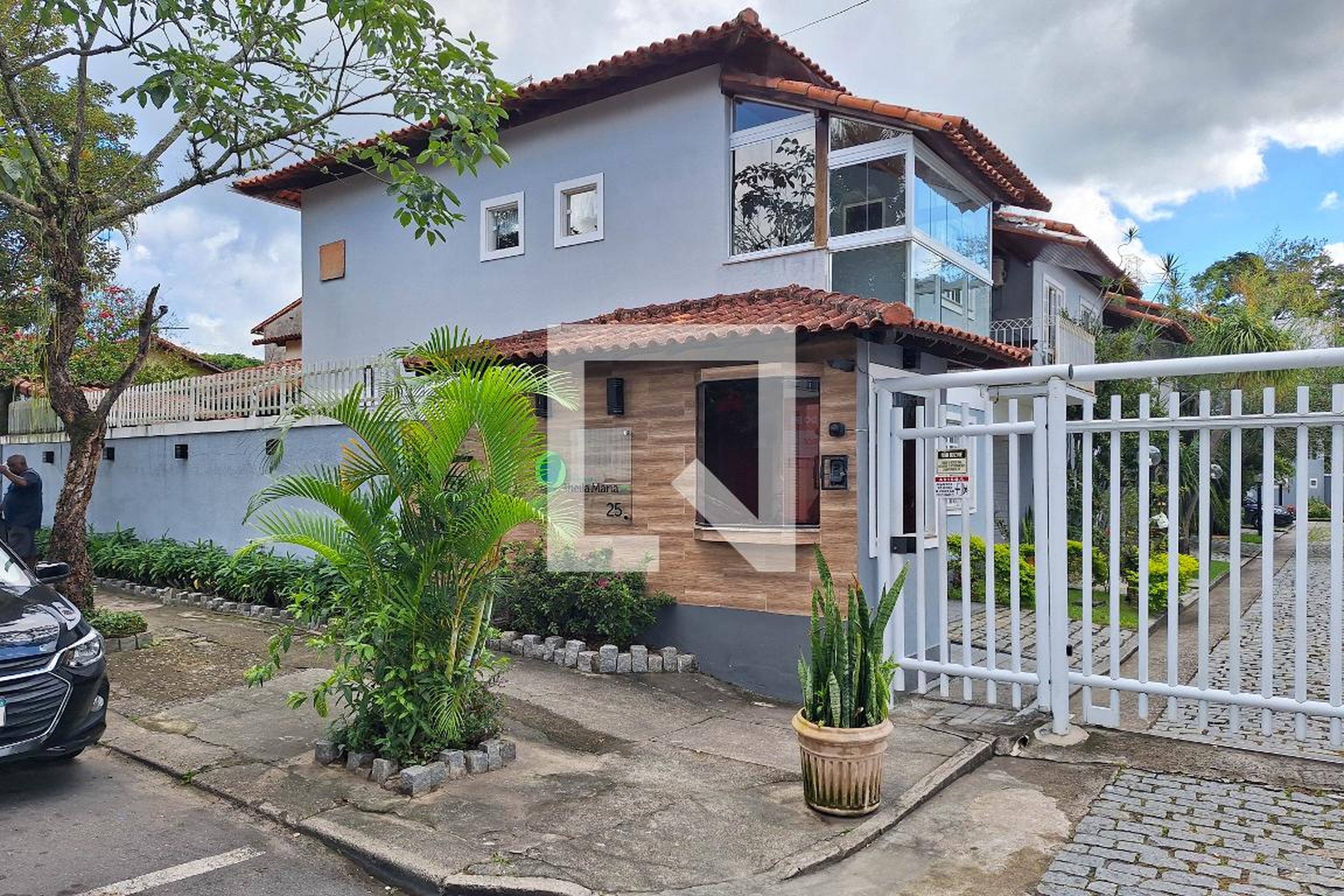 Fachada Condomínio em Rua Doutor Eduardo Barbosa de Carvalho, 25