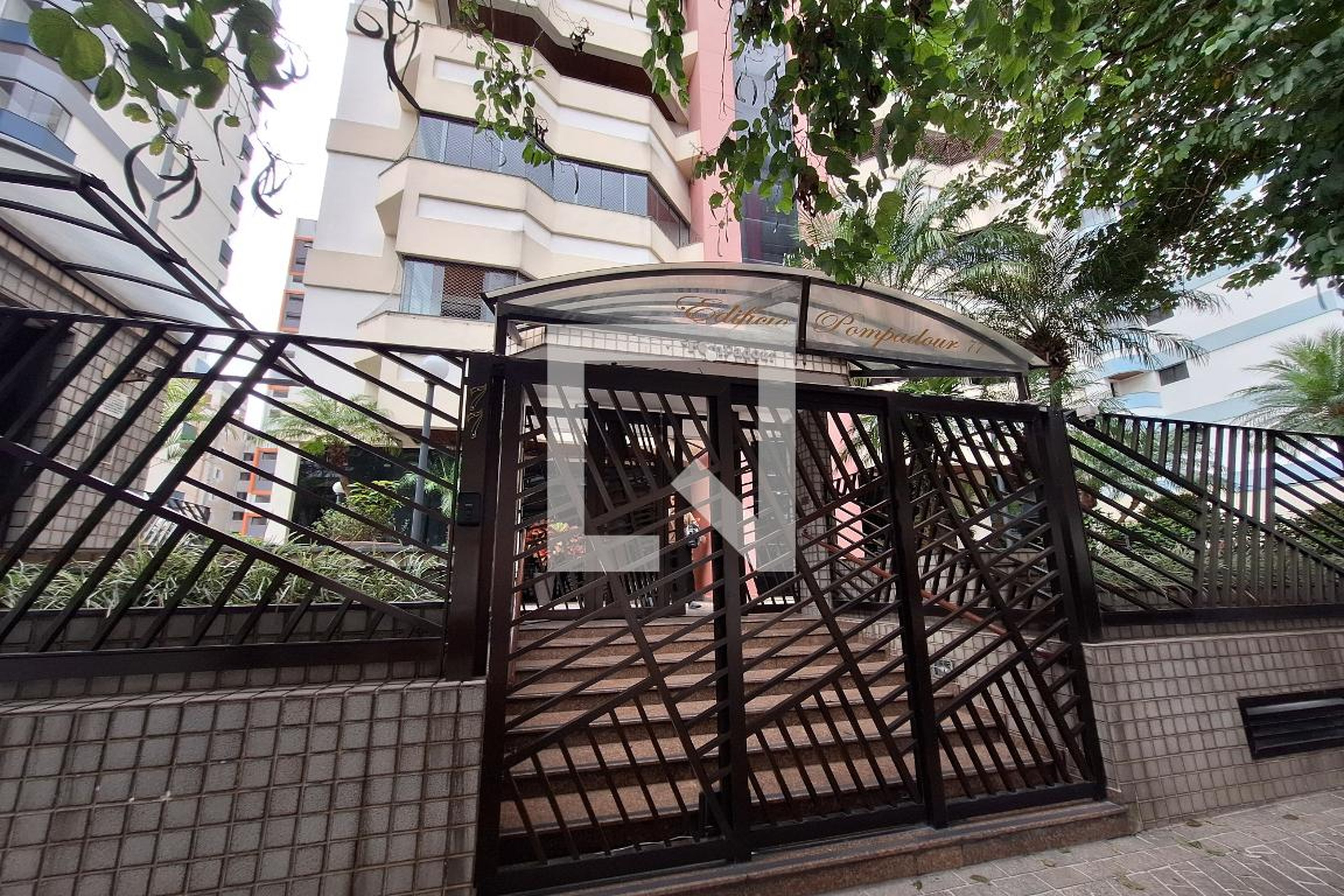 Fachada Edifício Pompadour