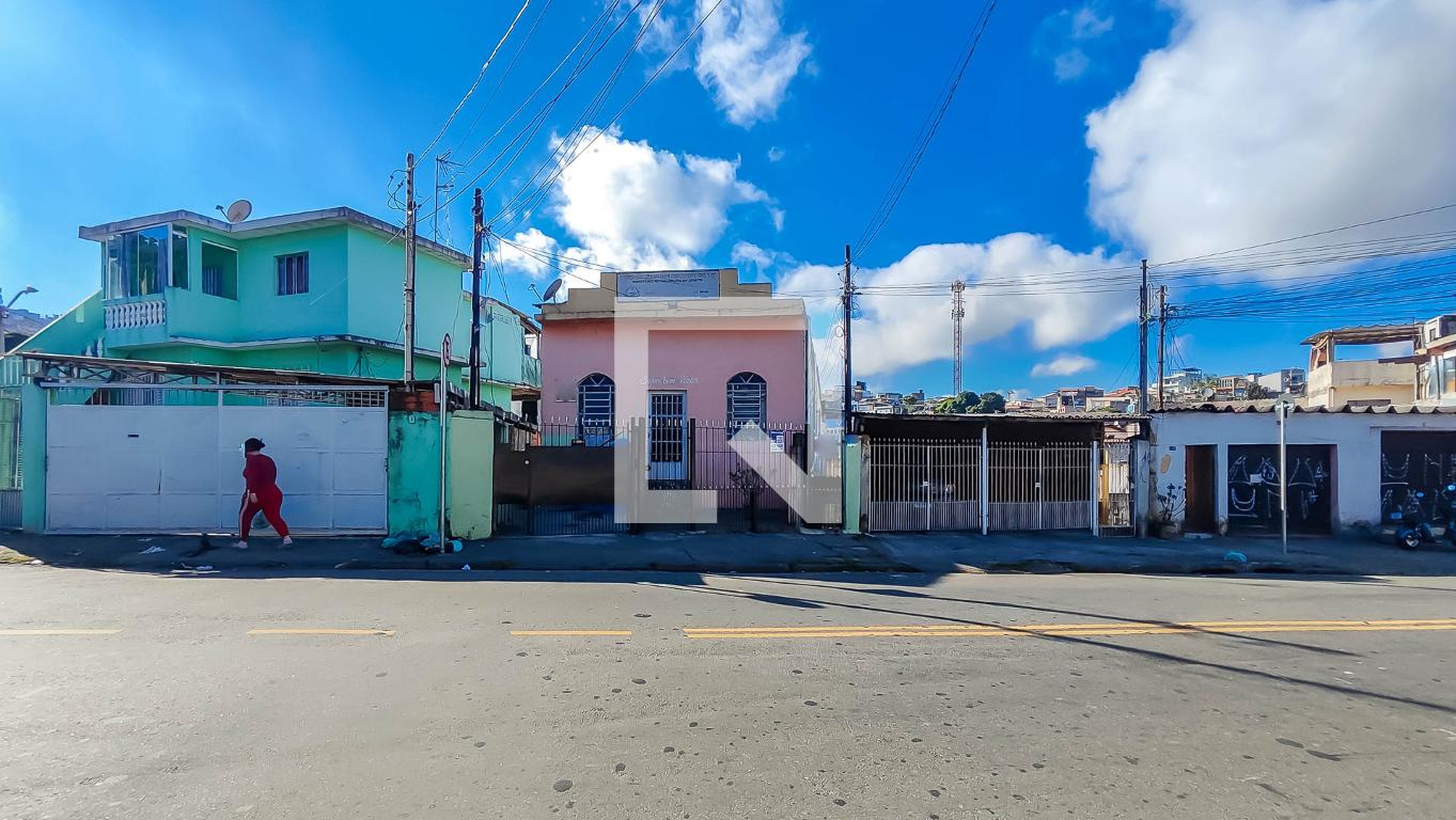 Fachada Condomínio em Rua Monte São Martinho, 144a