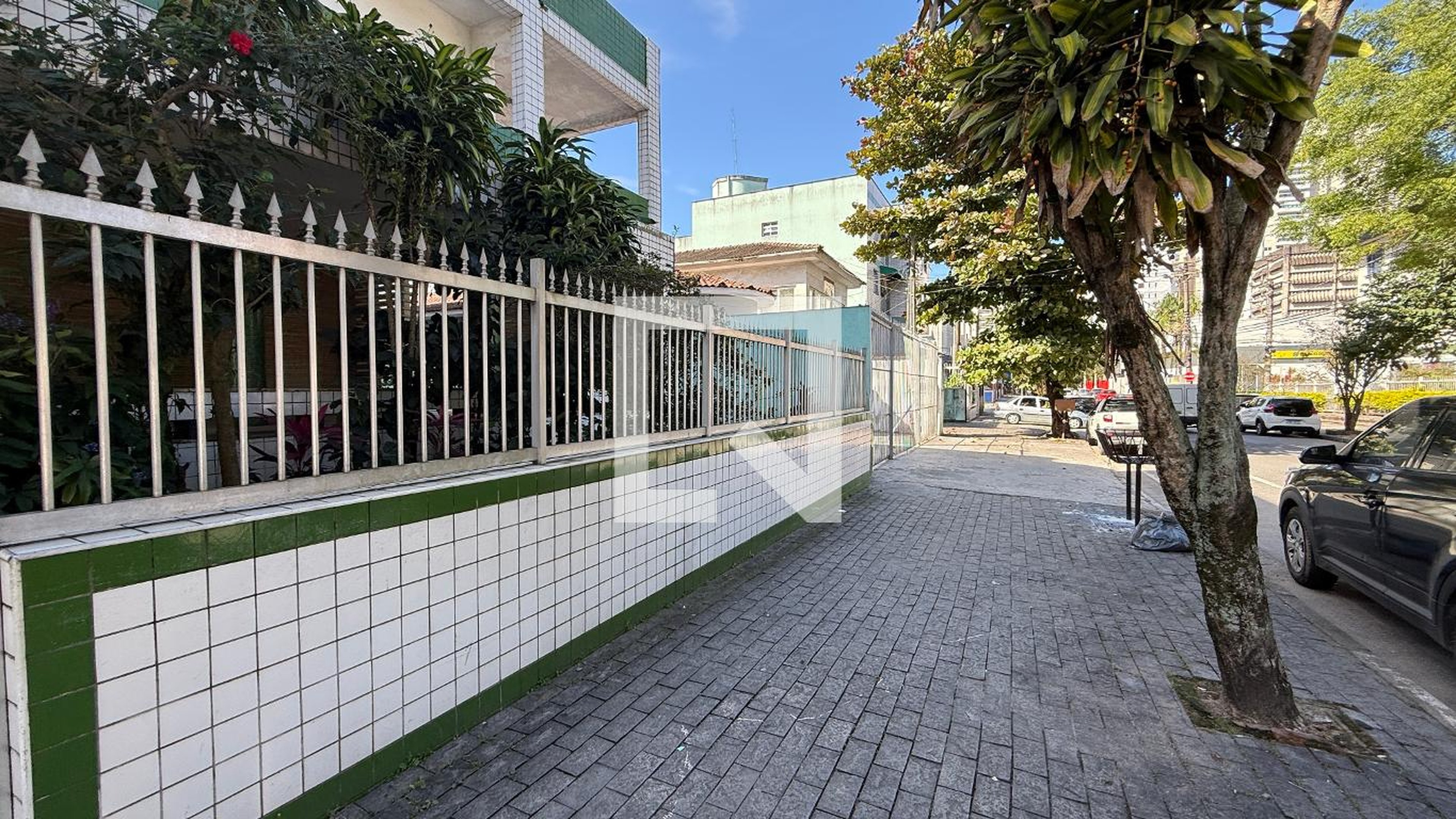 Fachada Condomínio em Rua Benjamin Constant, 408