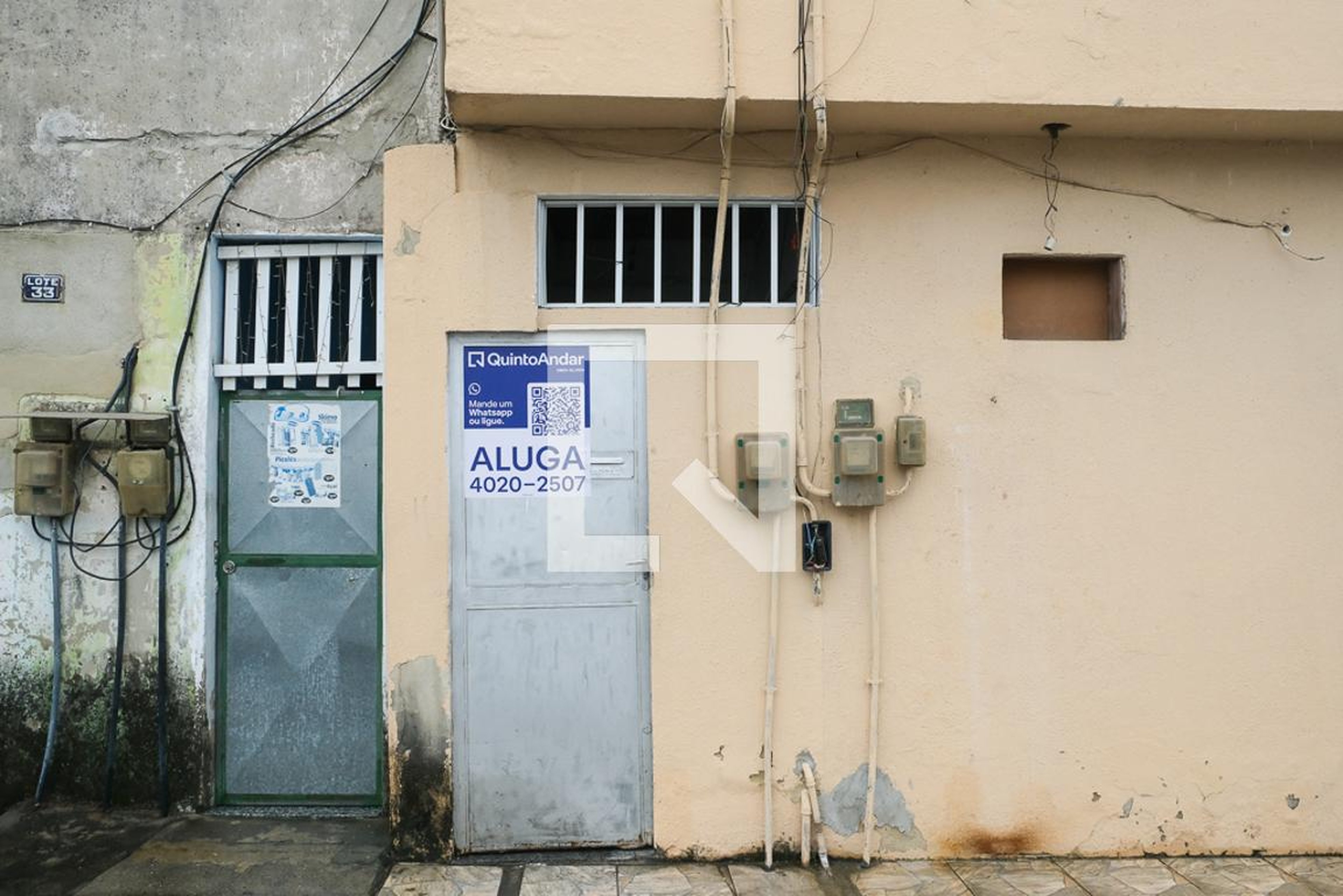 Fachada Condomínio em Rua Otilia, 33