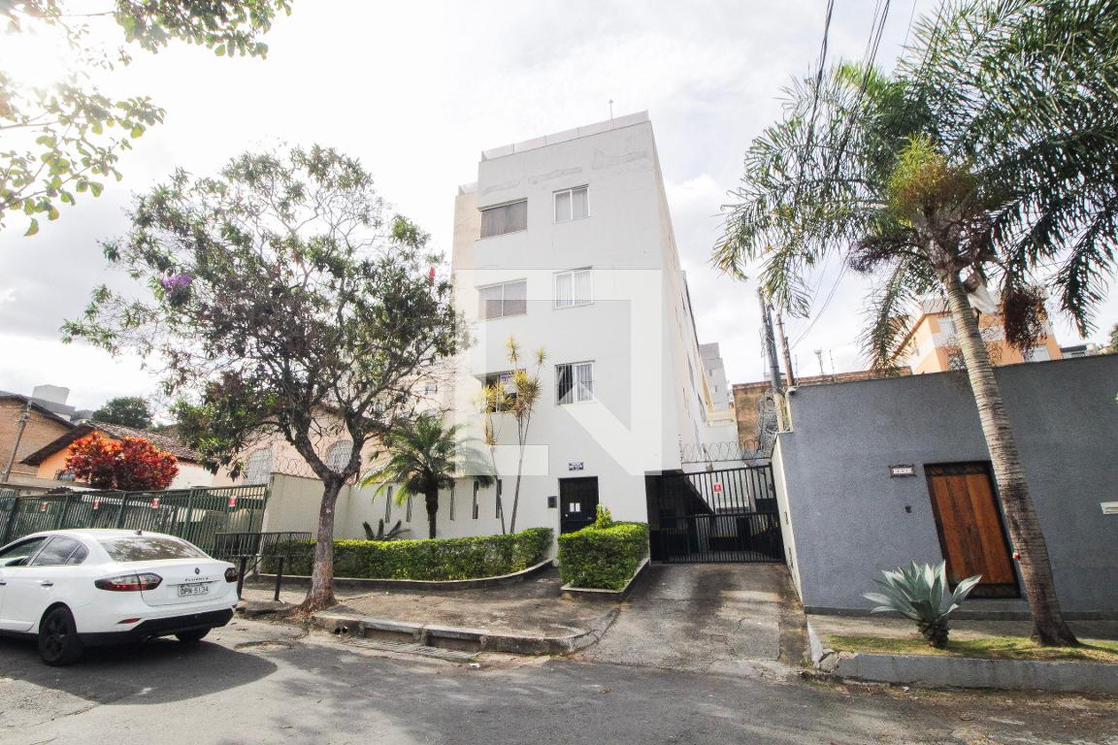 Fachada do Prédio Condomínio em Rua Hélcio Corrêa, 409