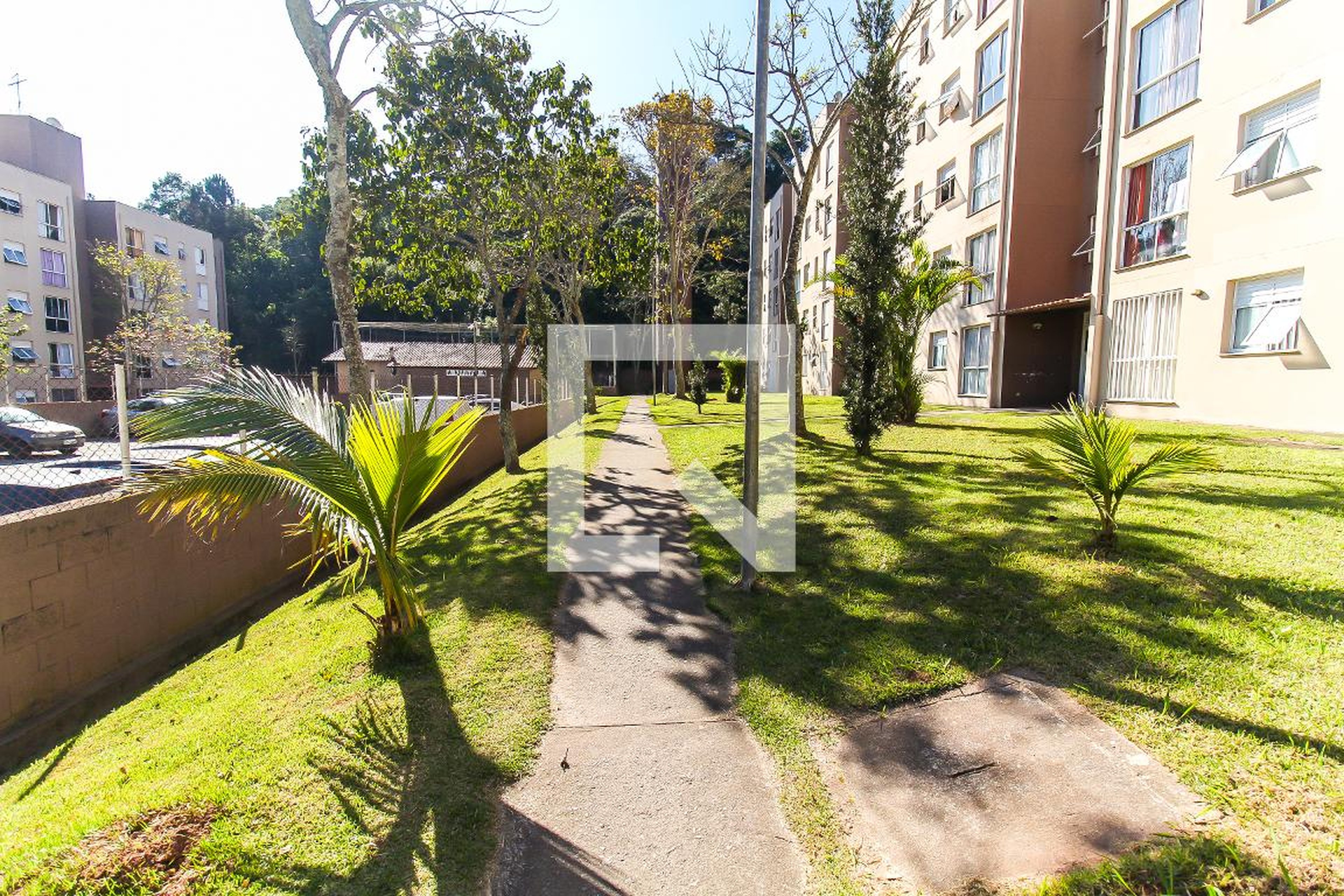 Entrada Condomínio em Rua Padre Aldemar Moreira, 457