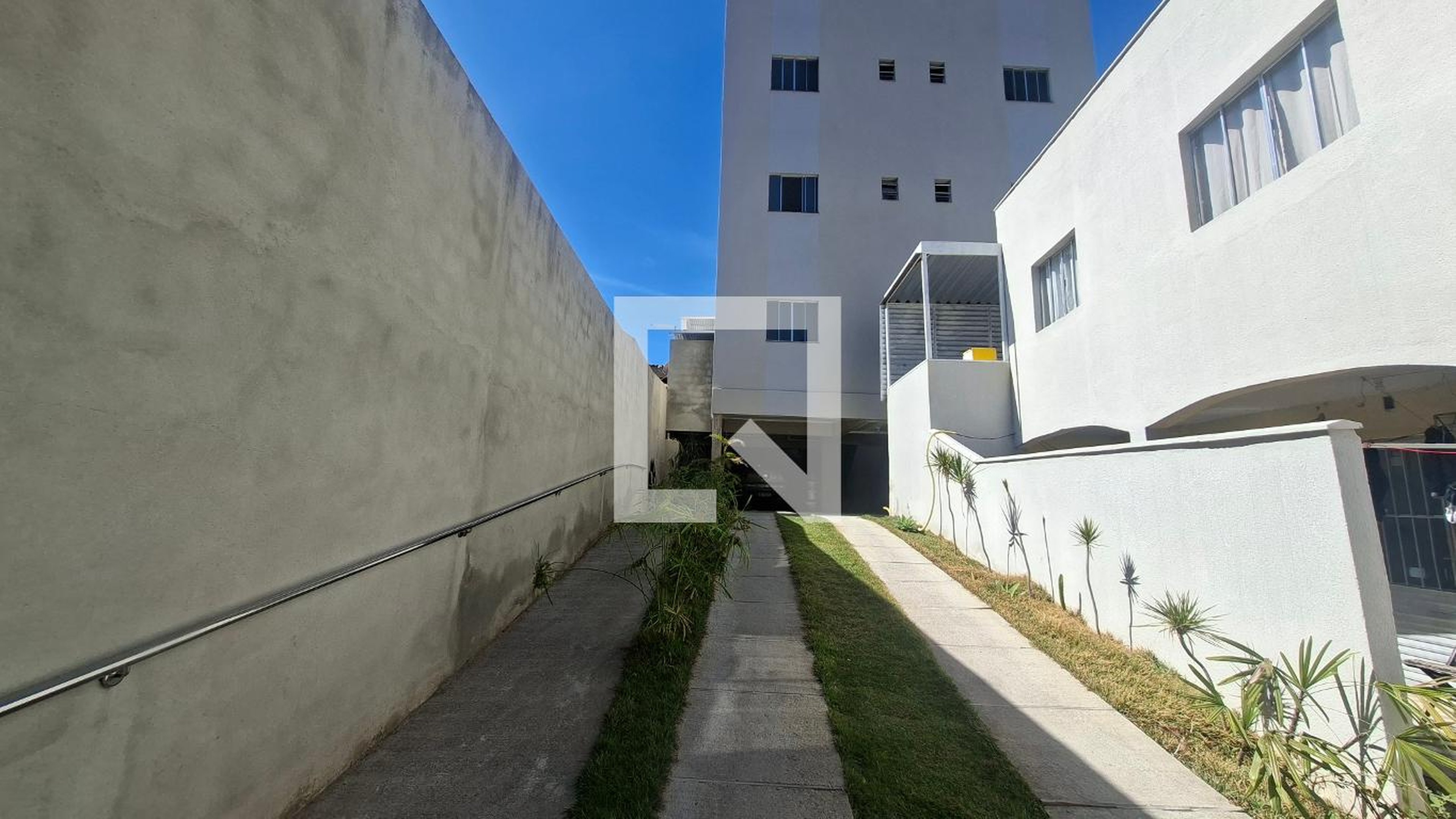 entrada Condomínio em Rua Sanharó, 146