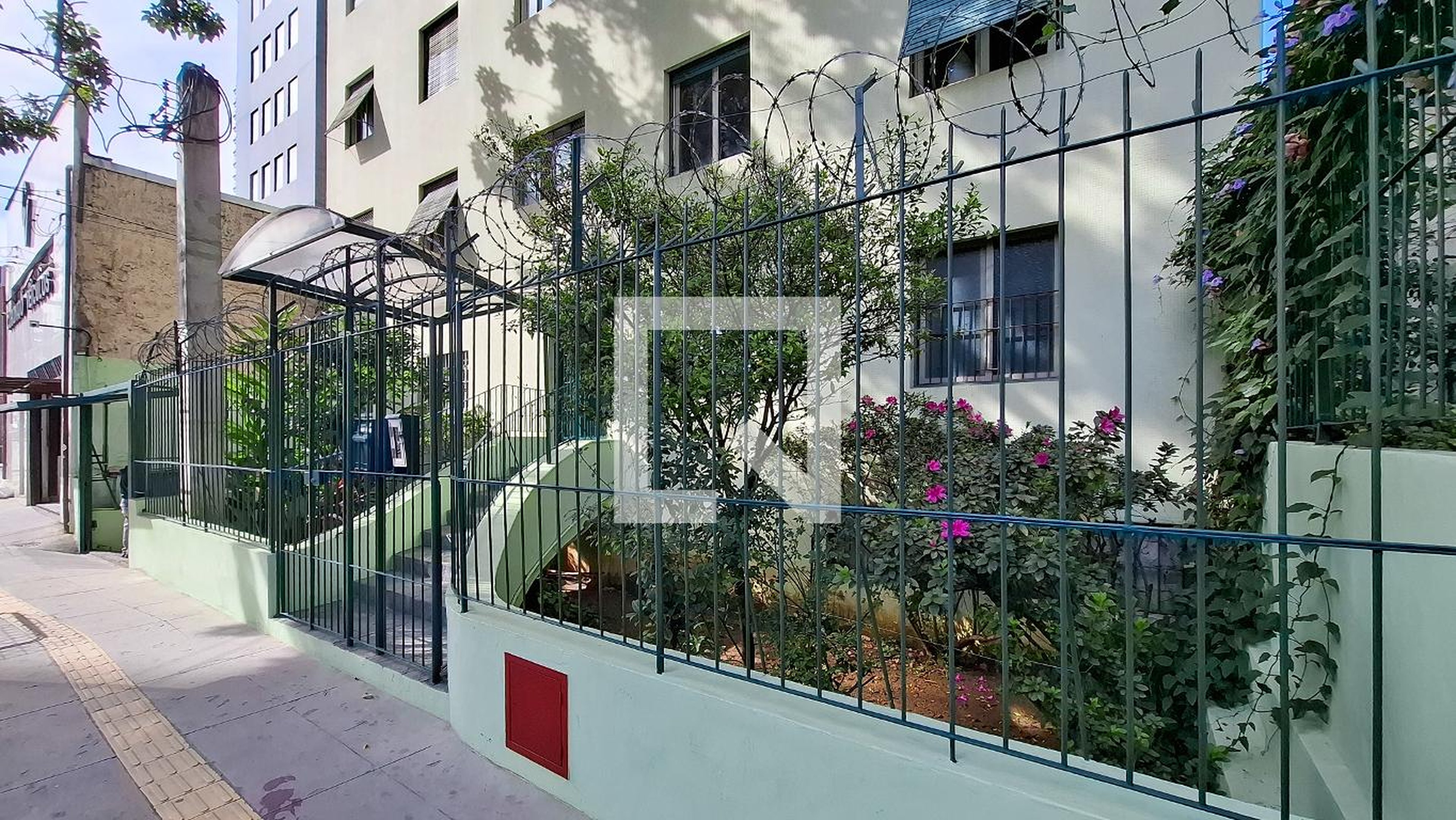 Fachada do Prédio Edifício Isaura
