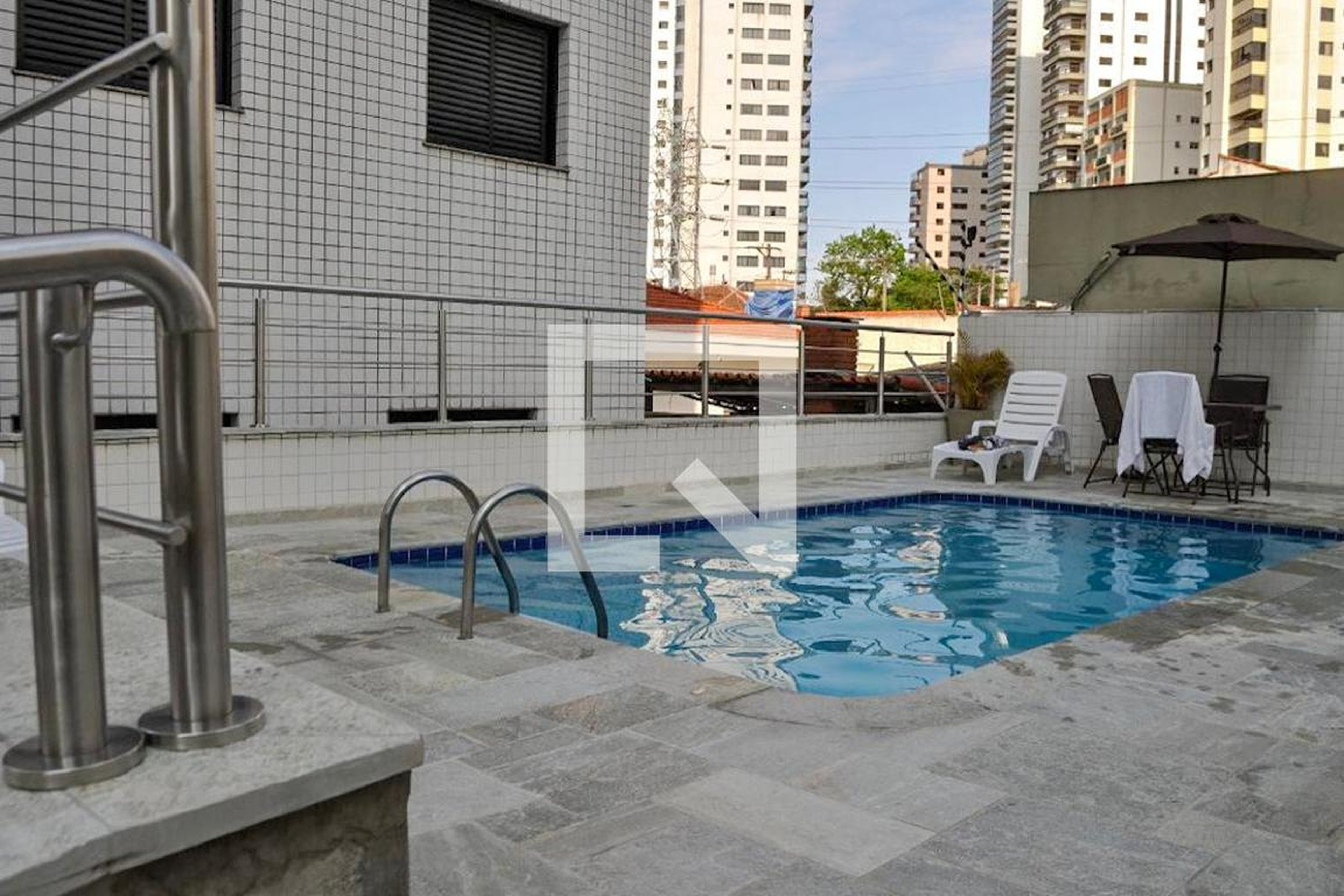 Piscina - Edifício Argos
