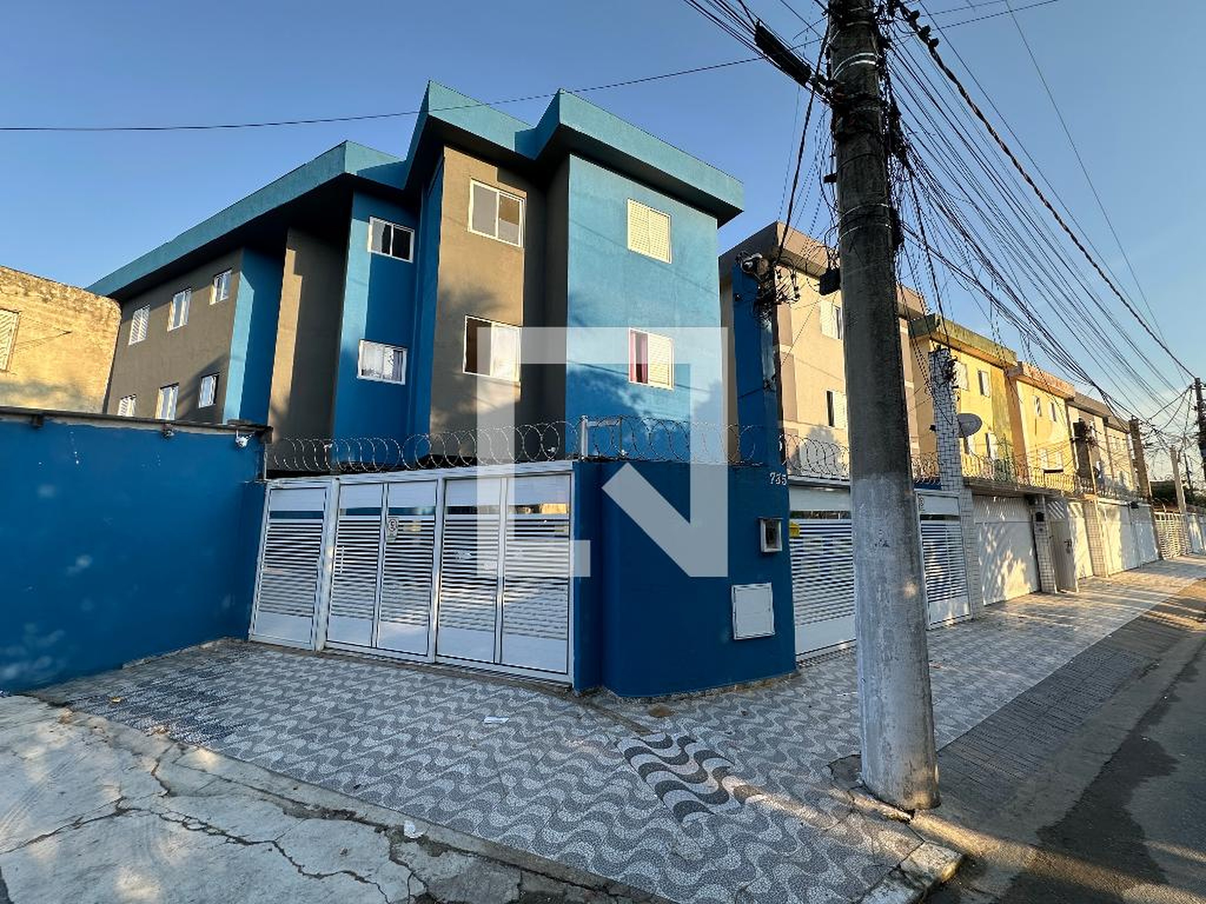 Fachada do Prédio Condomínio em Avenida Prefeito Prestes Maia, 735