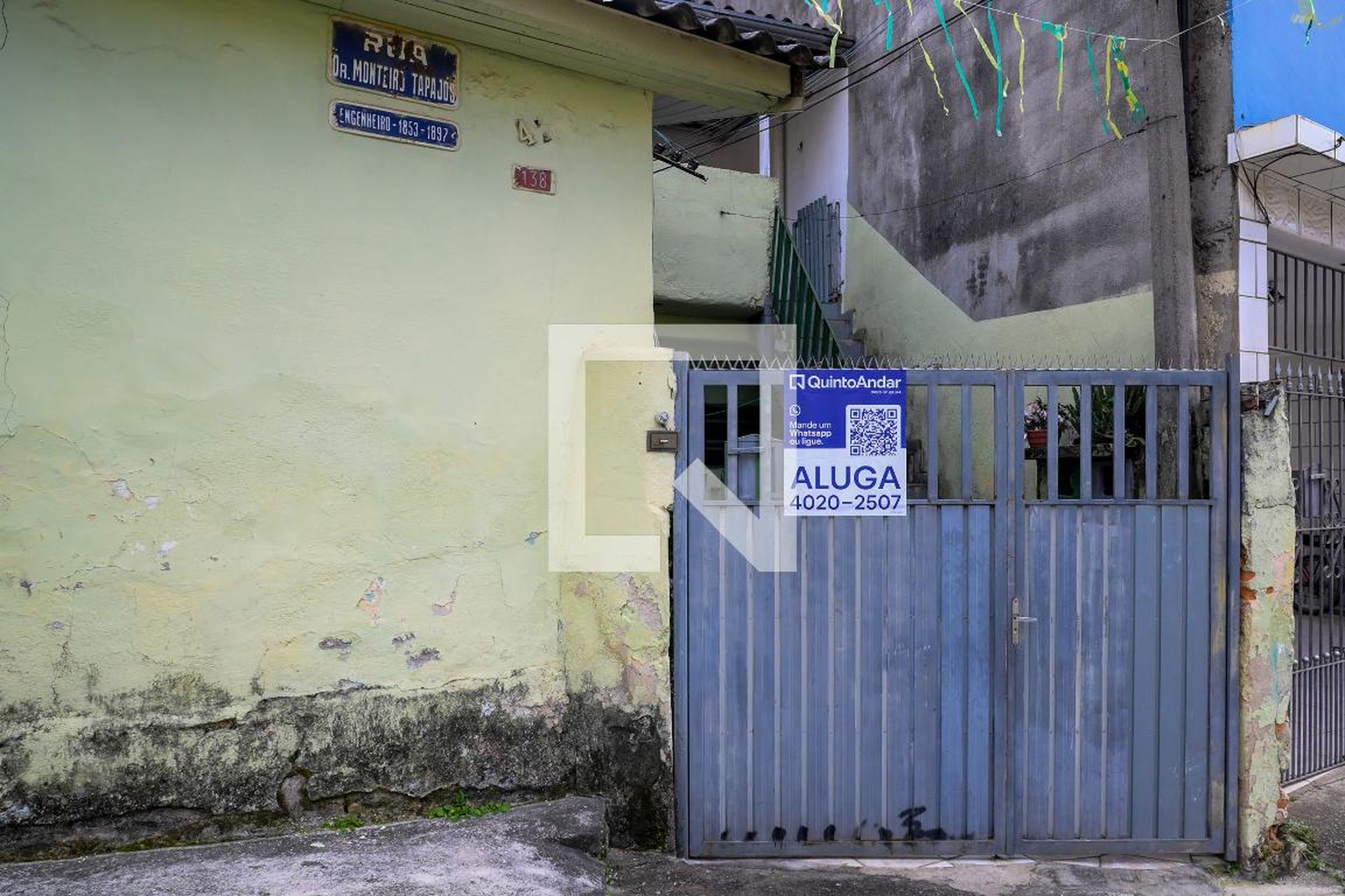 Fachada Condomínio em Rua Doutor Monteiro Tapajós, 138