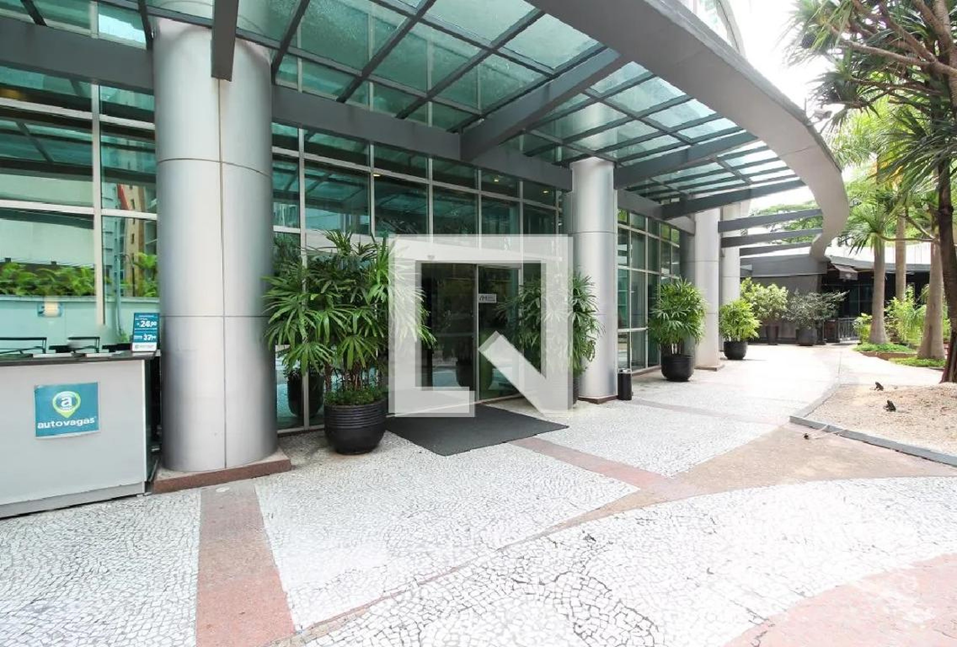 Fachada Condomínio Radisson Vila Olímpia
