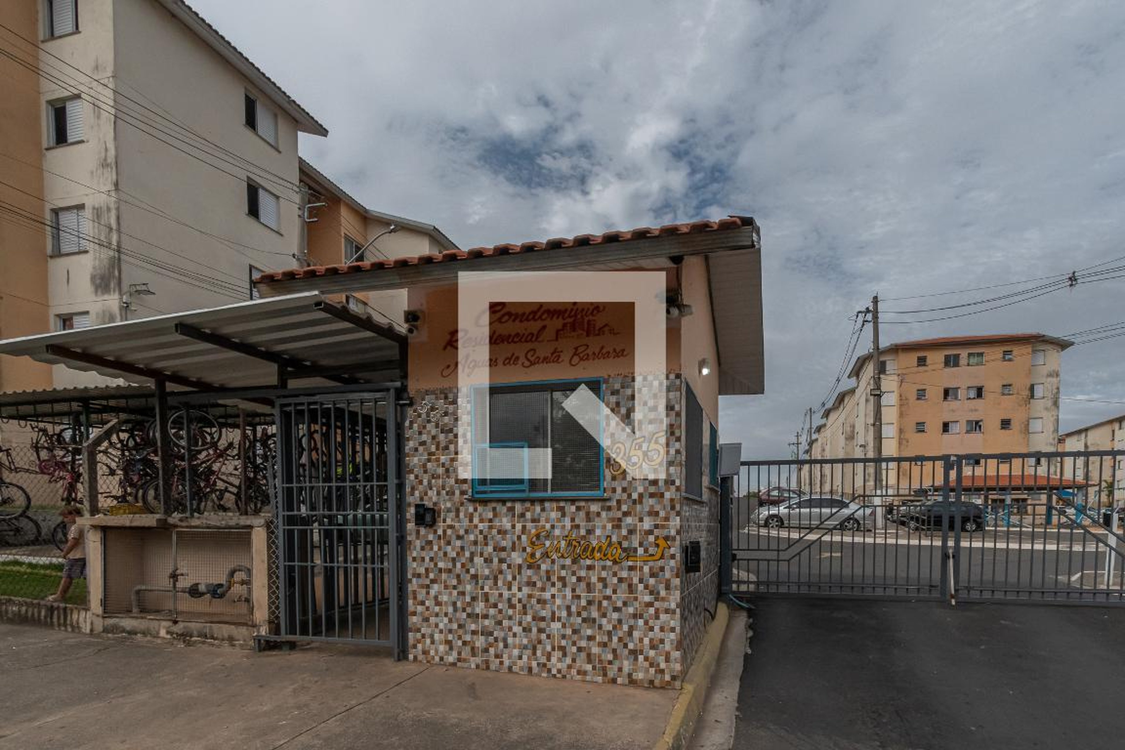 Fachada Condomínio Águas de Santa Barbara