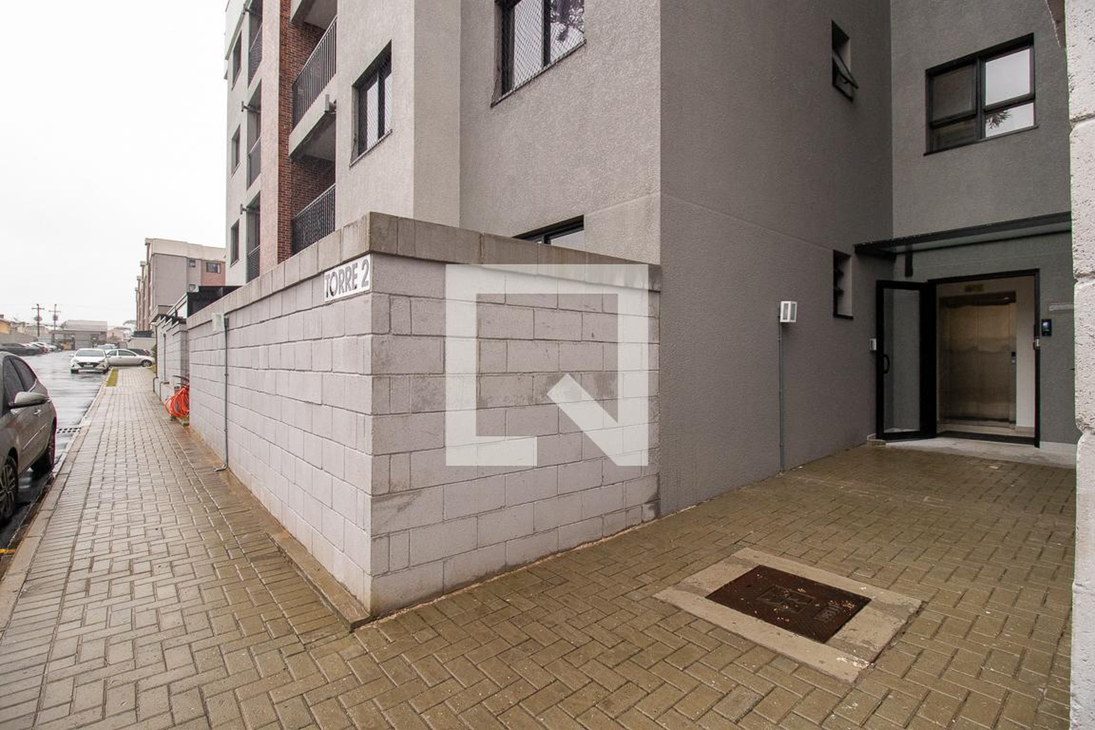 Entrada Condomínio em Rua Paulo Setúbal, 5125