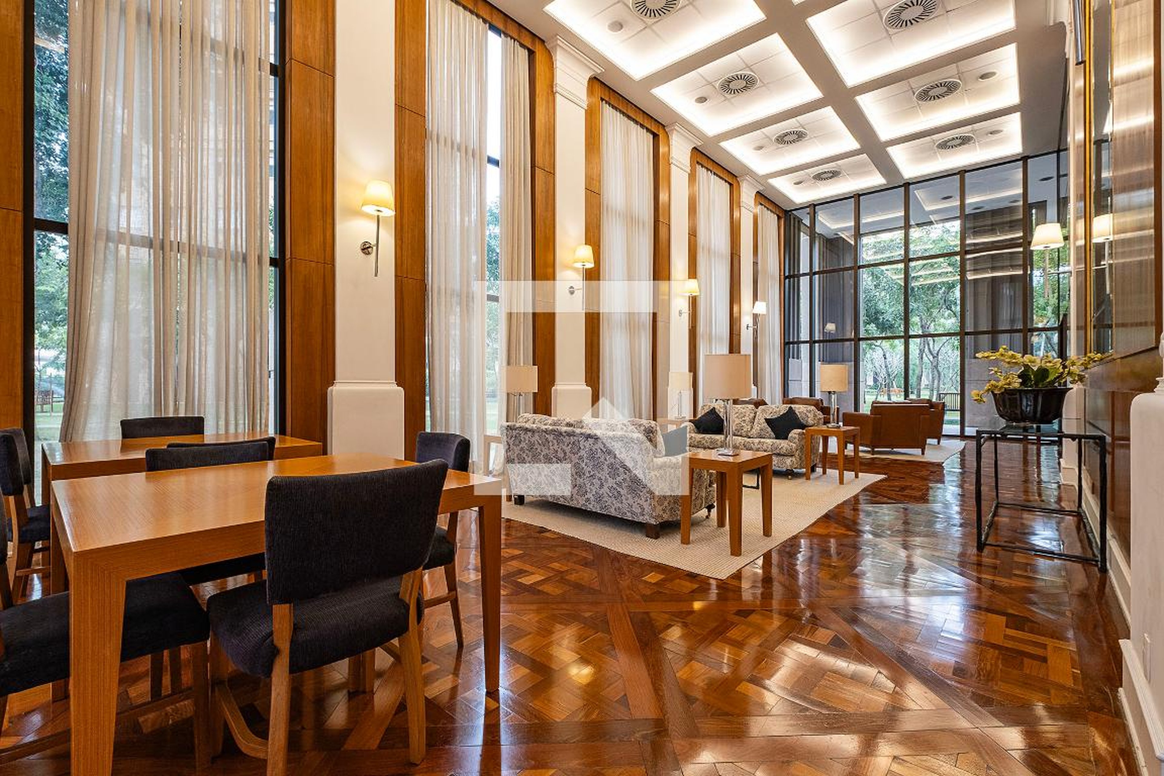 Sala de reunião - Praça Villa Lobos
