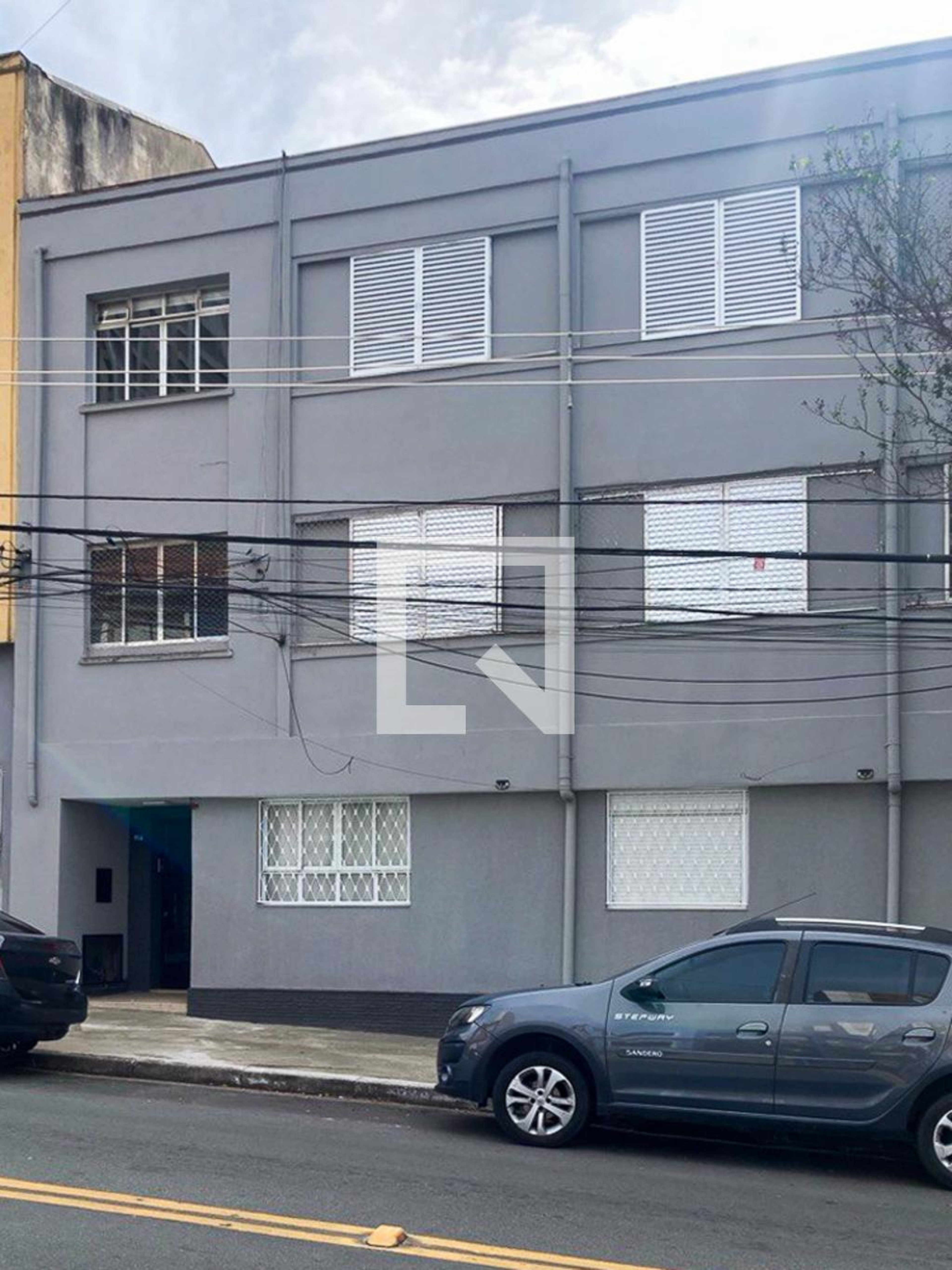 Fachada Condomínio em Rua Fábia, 956