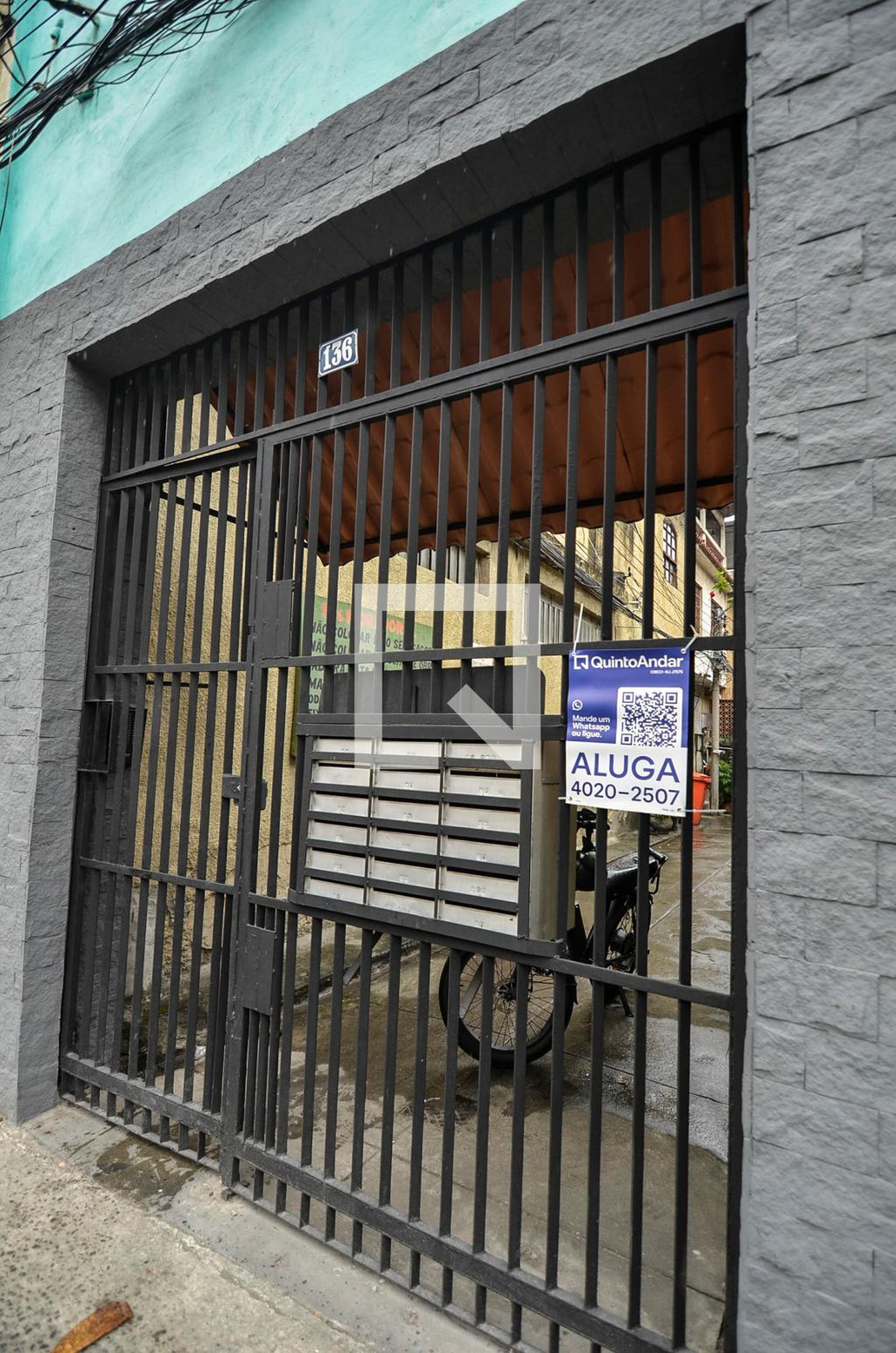 Fachada Condomínio em Rua Sousa Barros, 136
