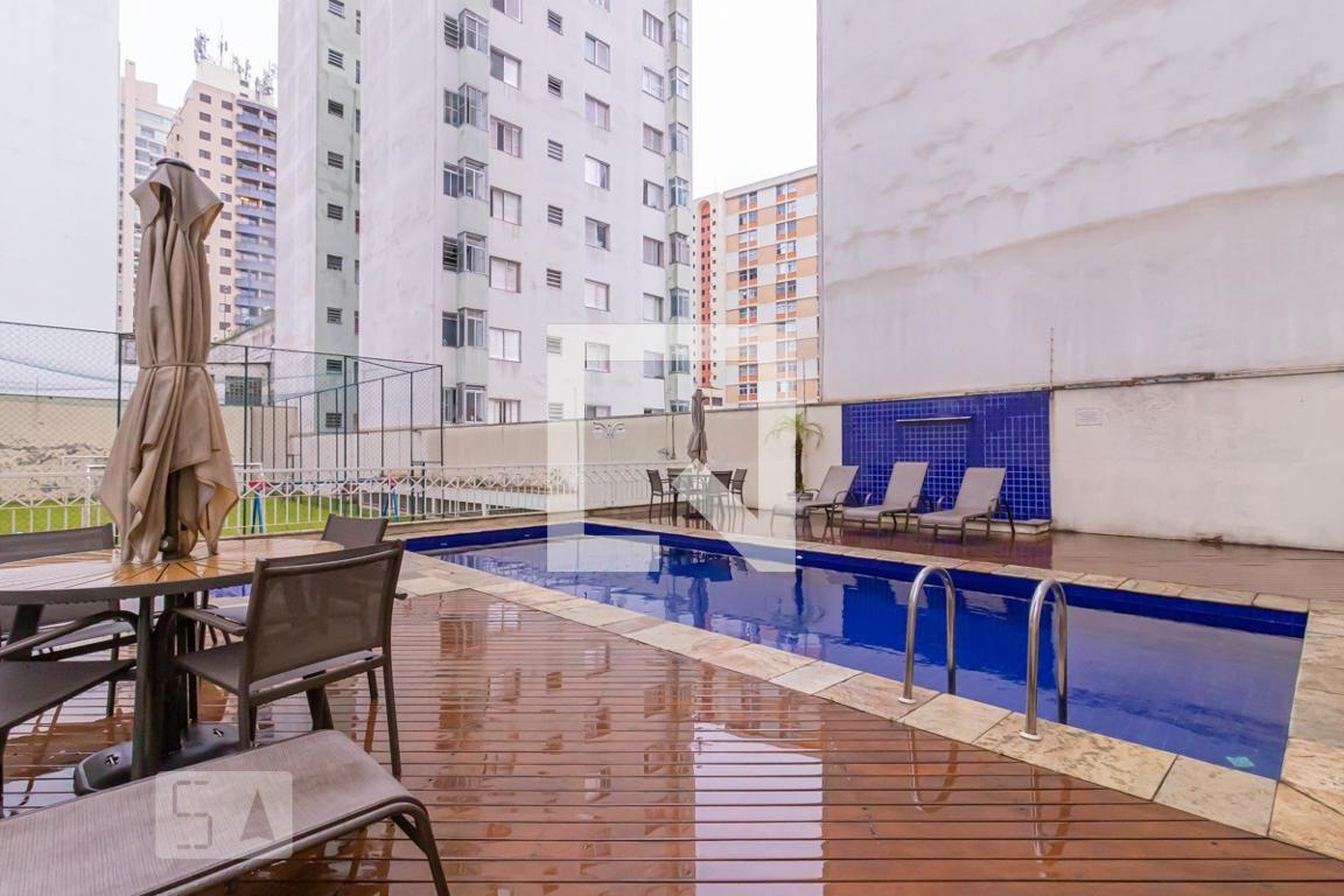 Piscina - Jardin Dacclimation