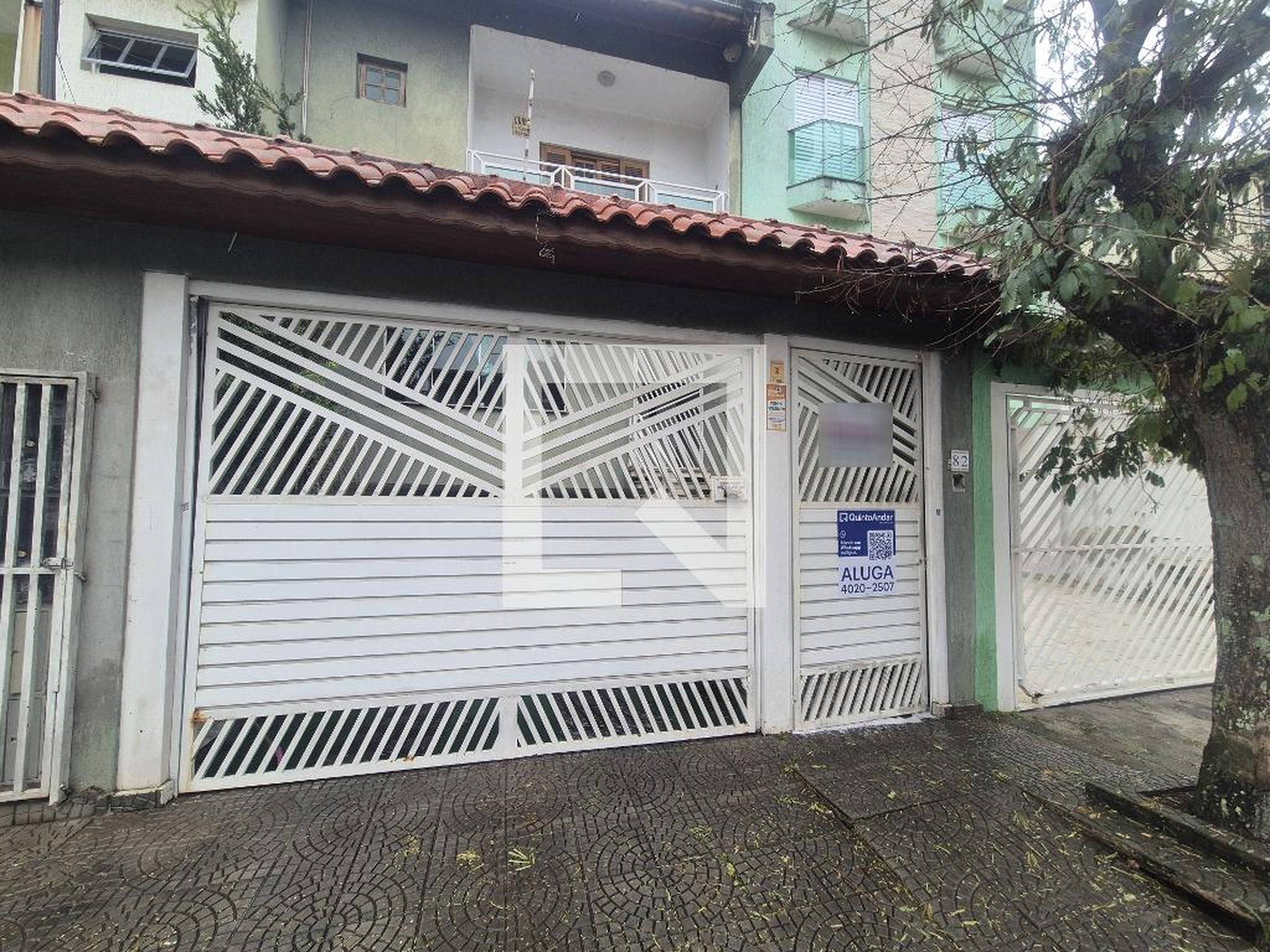 Fachada Condomínio em Rua Magalhães Barata, 82