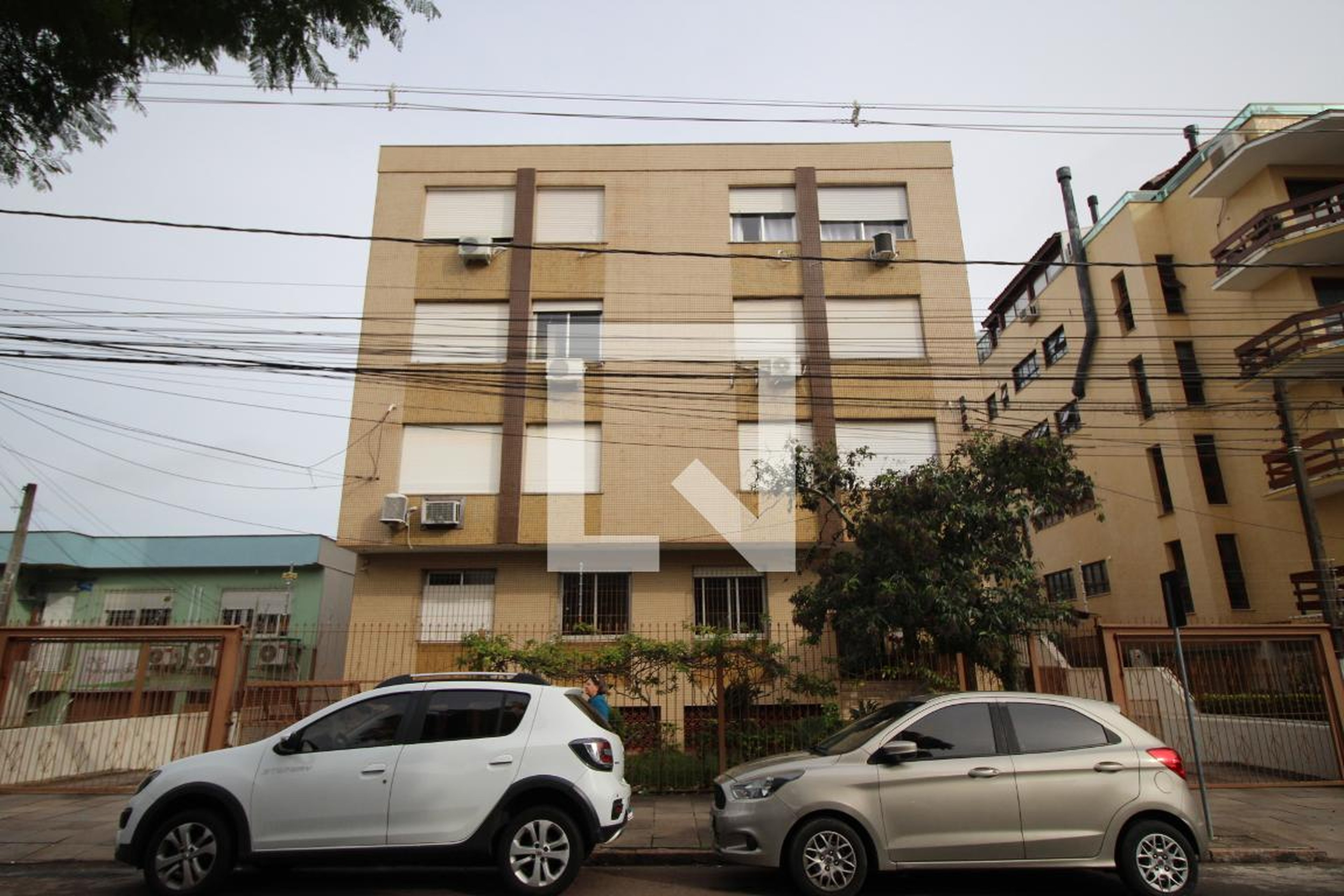 Fachada Condomínio em Rua Dom Diogo de Souza, 391