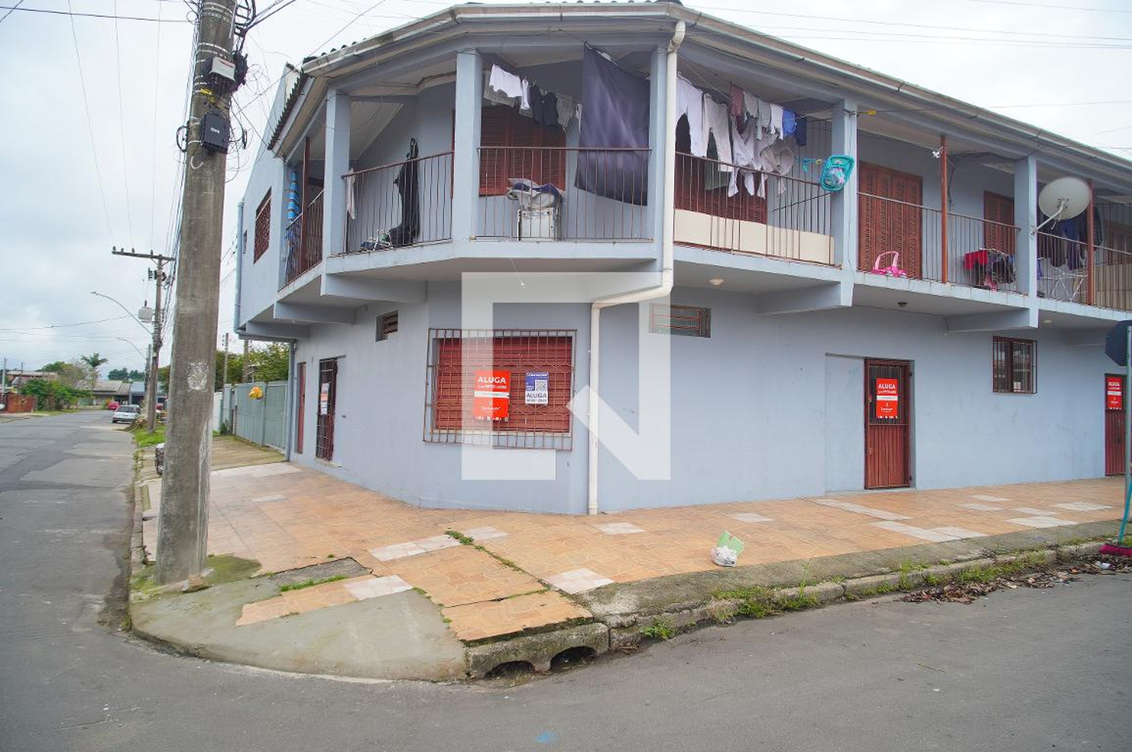 Fachada Condomínio em Rua Paulo Roberto Weber dos Santos, 82