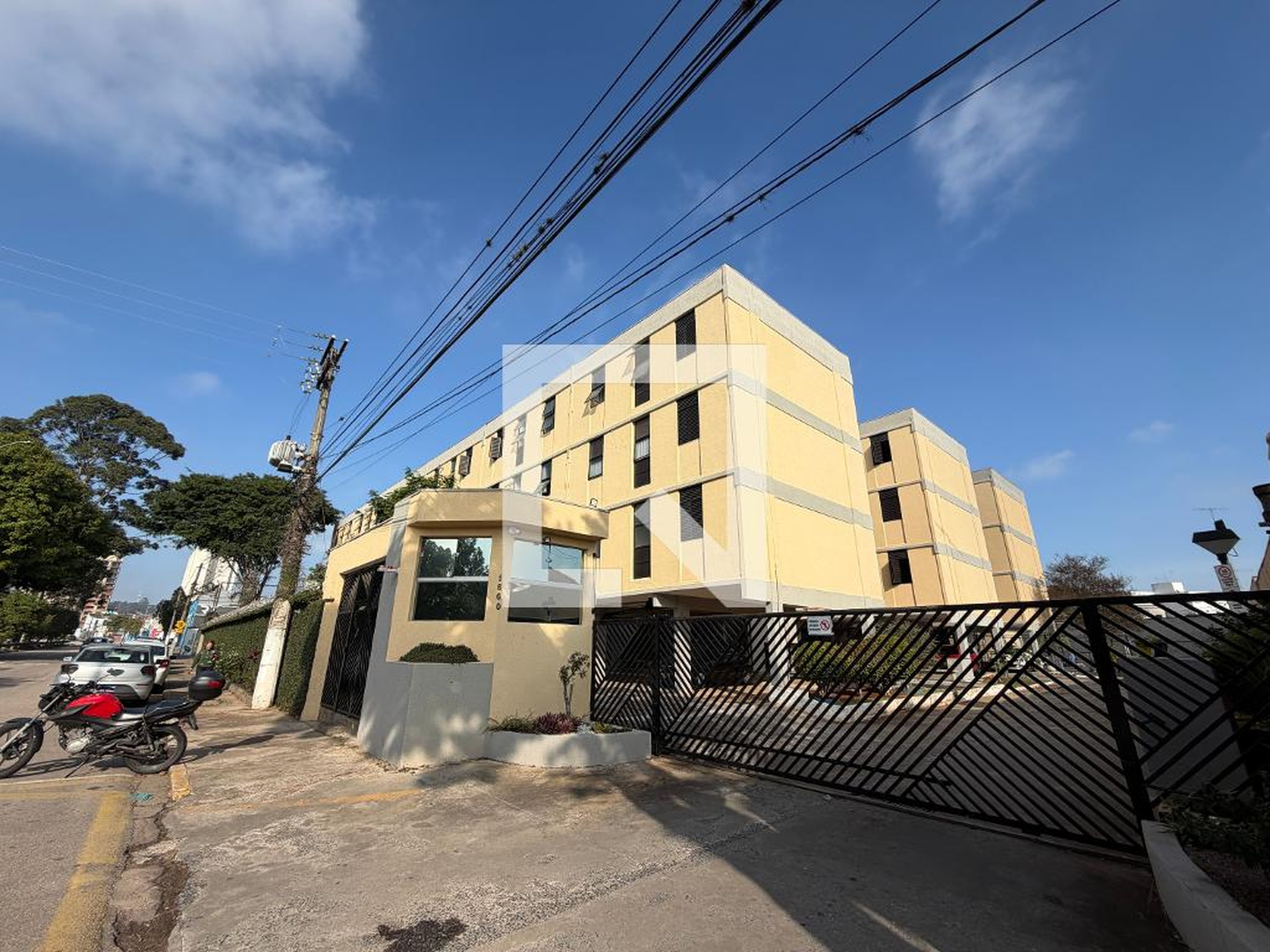 Fachada Residencial Bandeirantes