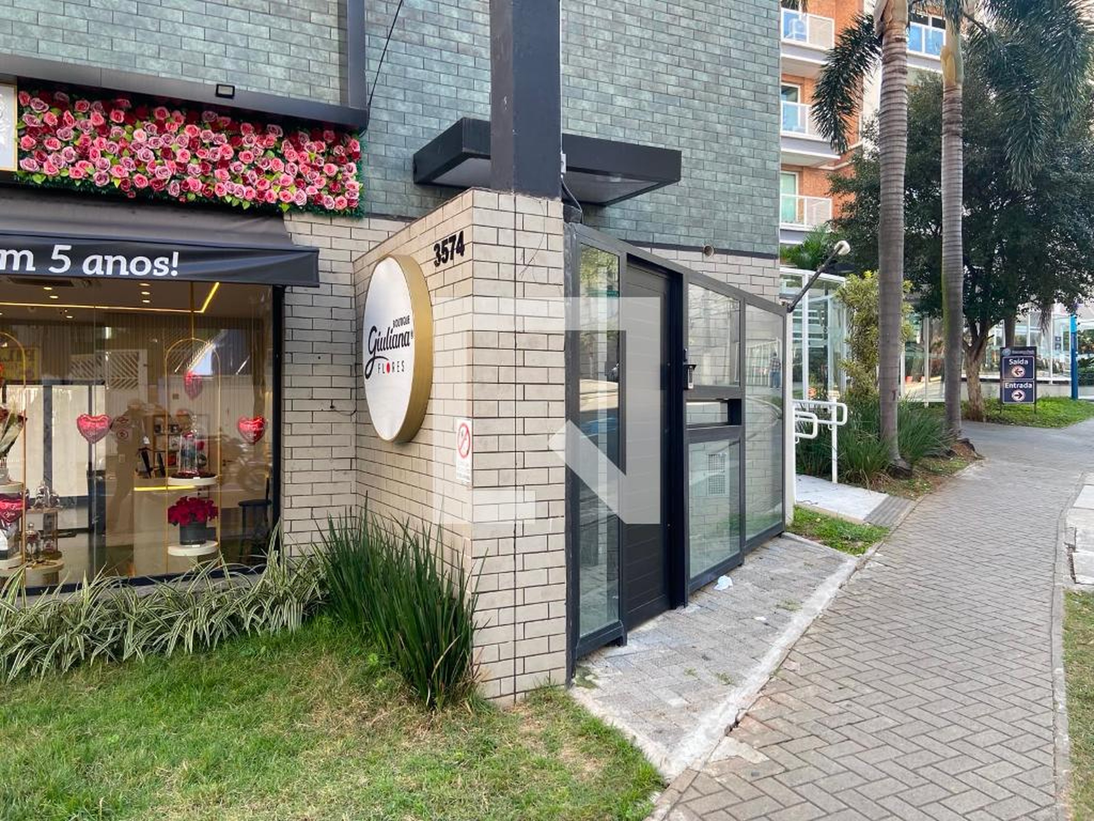 Fachada Condomínio em Rua Vergueiro, 3578