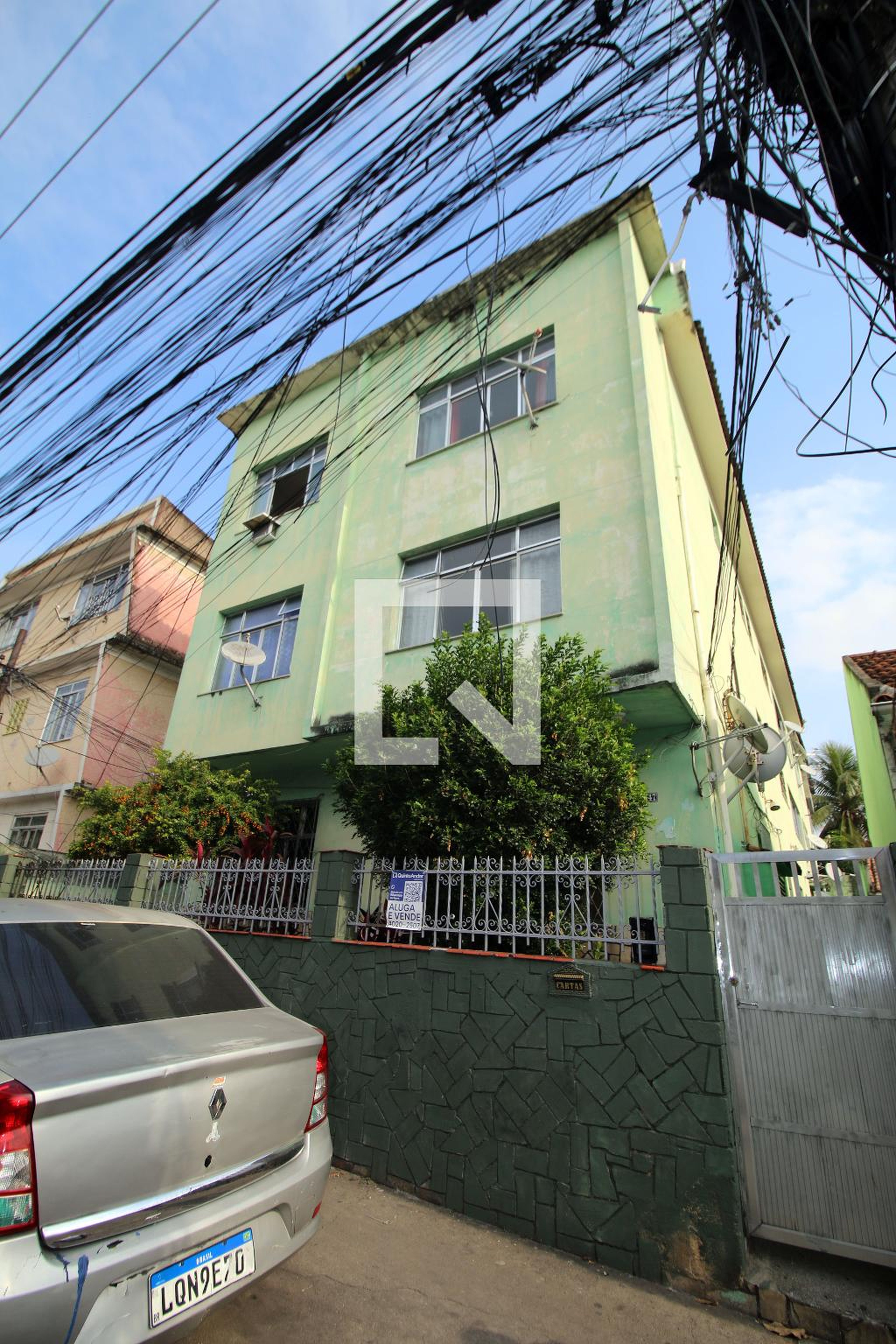 Fachada do Prédio Condomínio em Rua São João Bernardo, 147