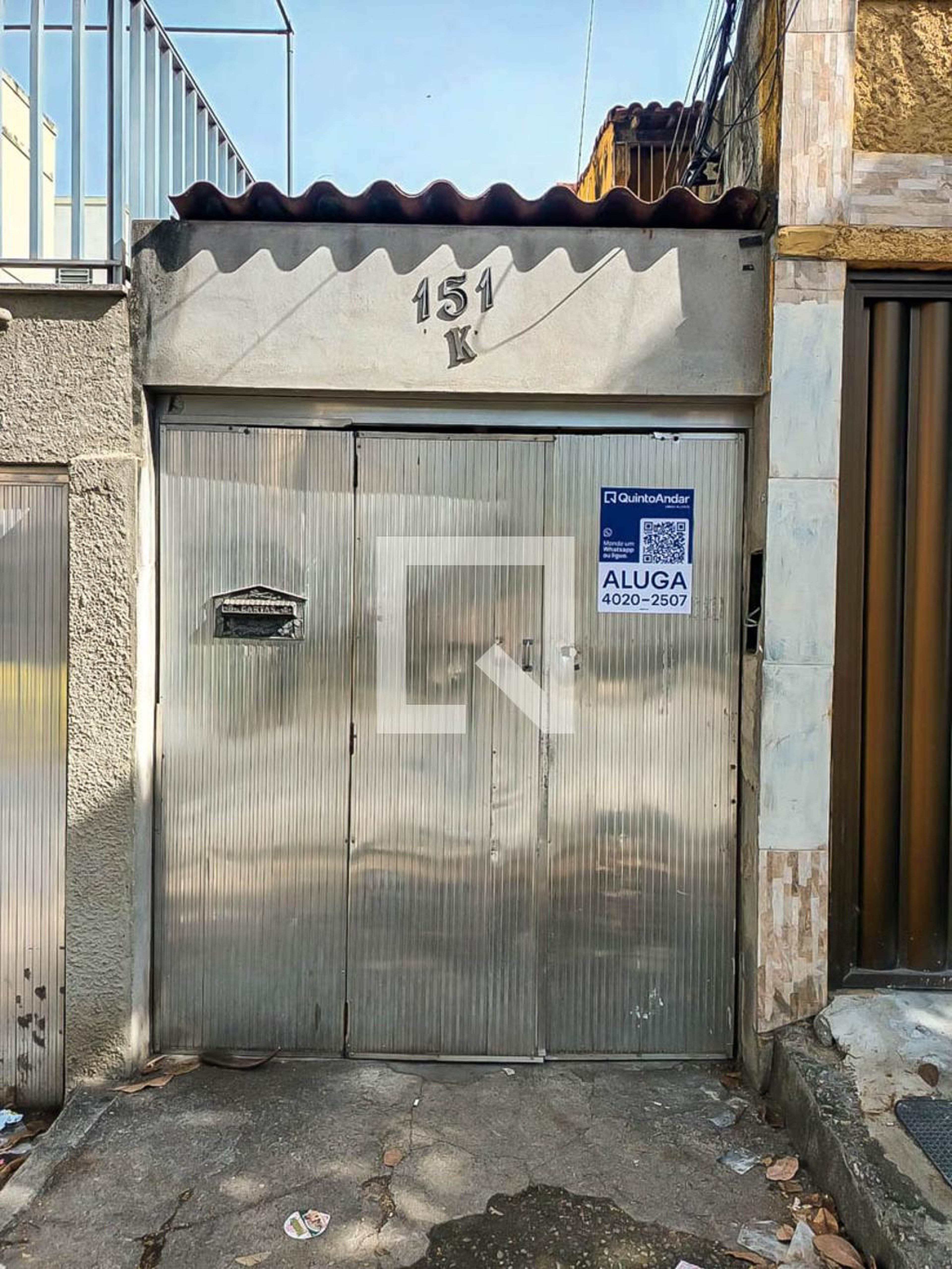 Fachada Condomínio em Rua Angelina, 151