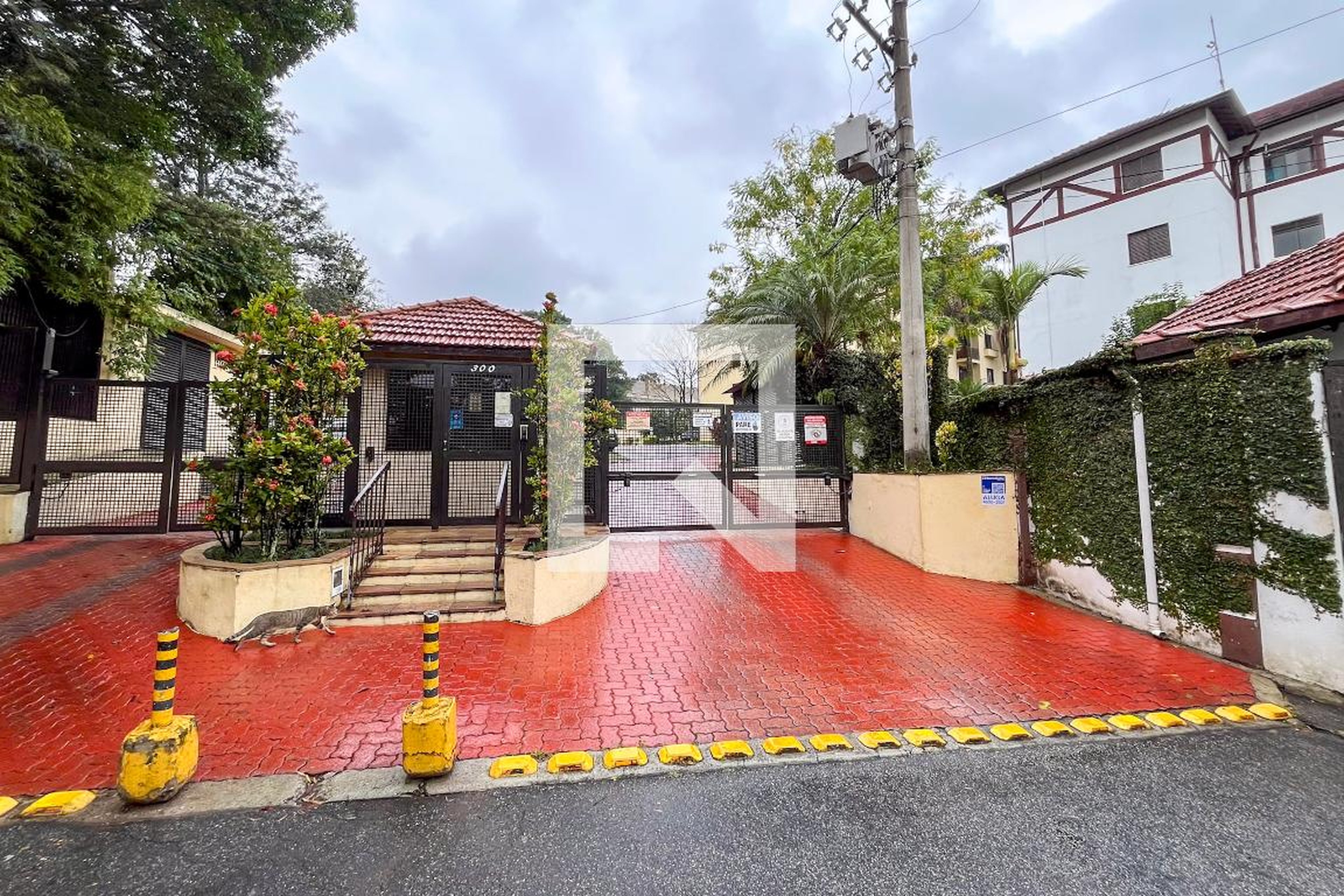 Fachada Condomínio Vila Suiça