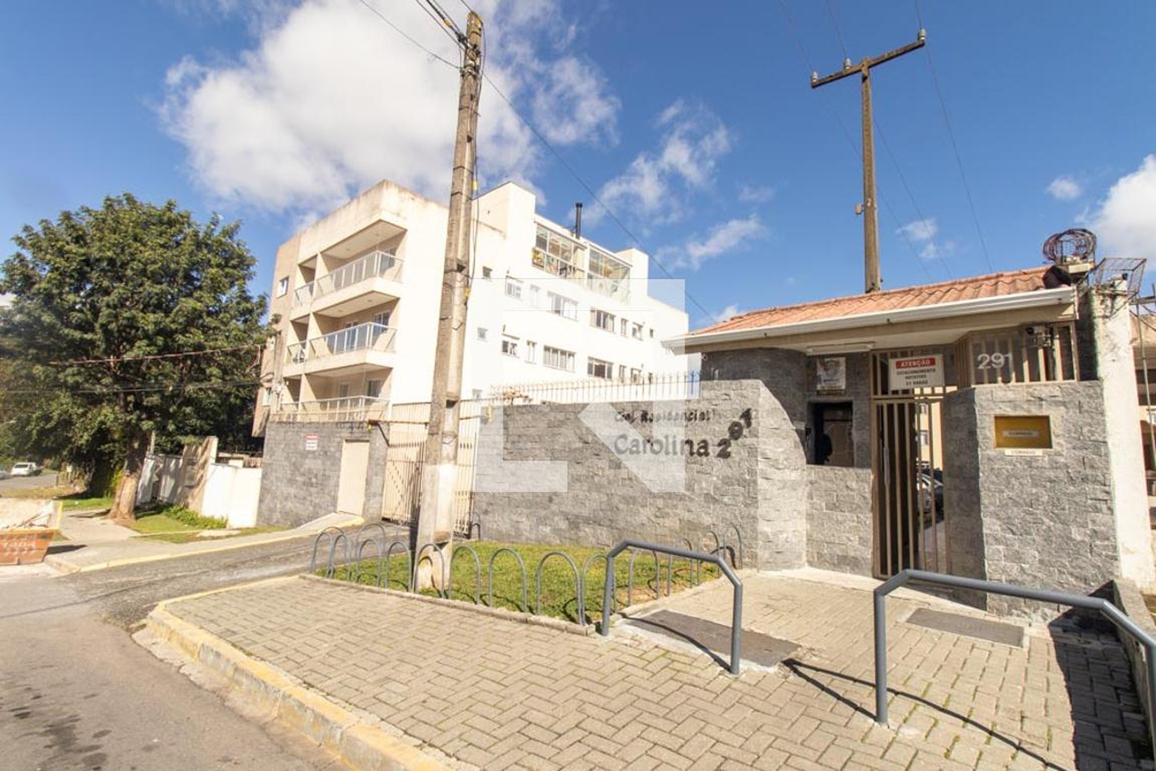 Fachada do Condominio Condomínio Res Carolina