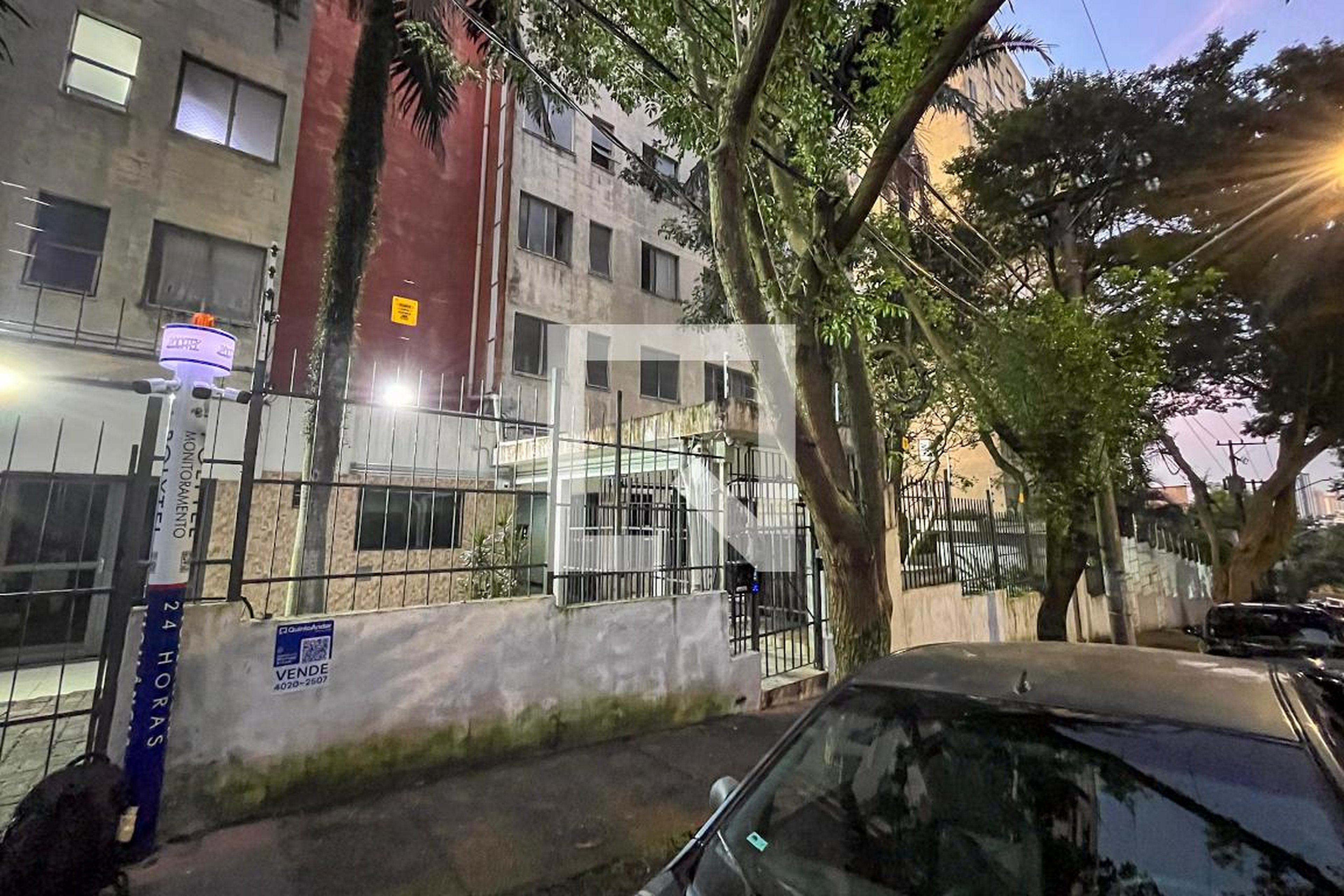 Fachada Condomínio Conjunto Habitacional Miraflores Iii