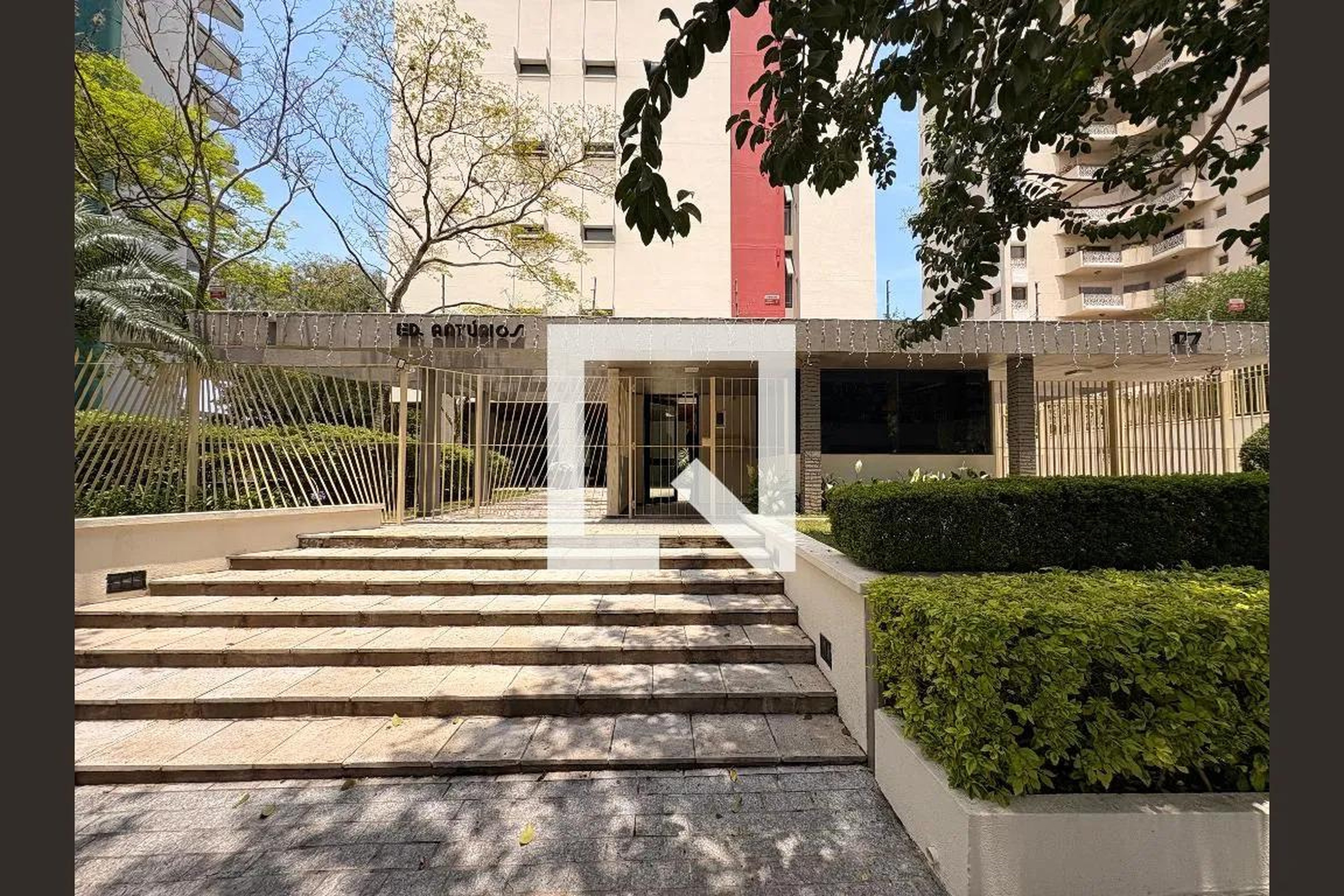 Fachada Condomínio Anturias