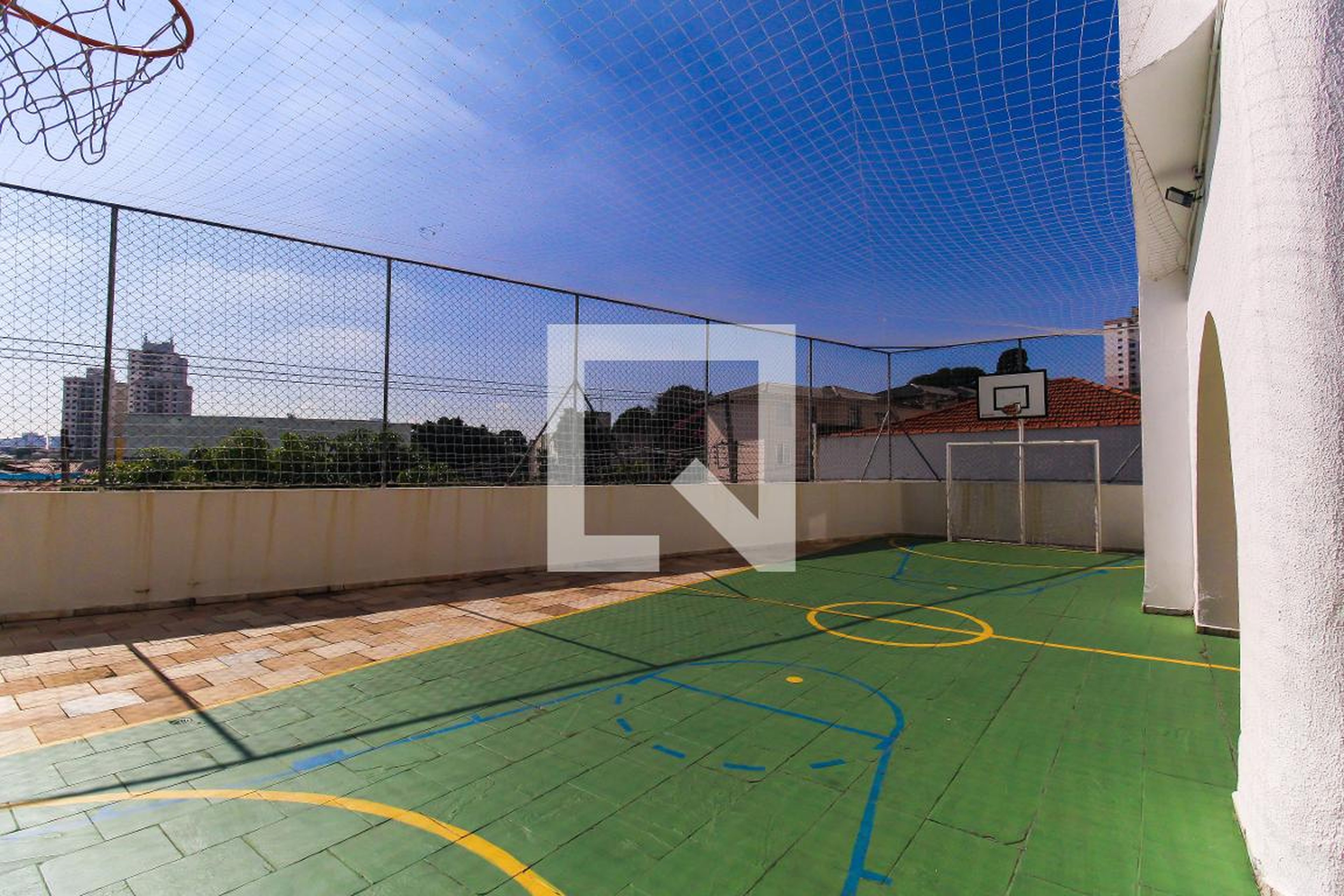 Quadra Esportiva - Rua Marquês de Valença