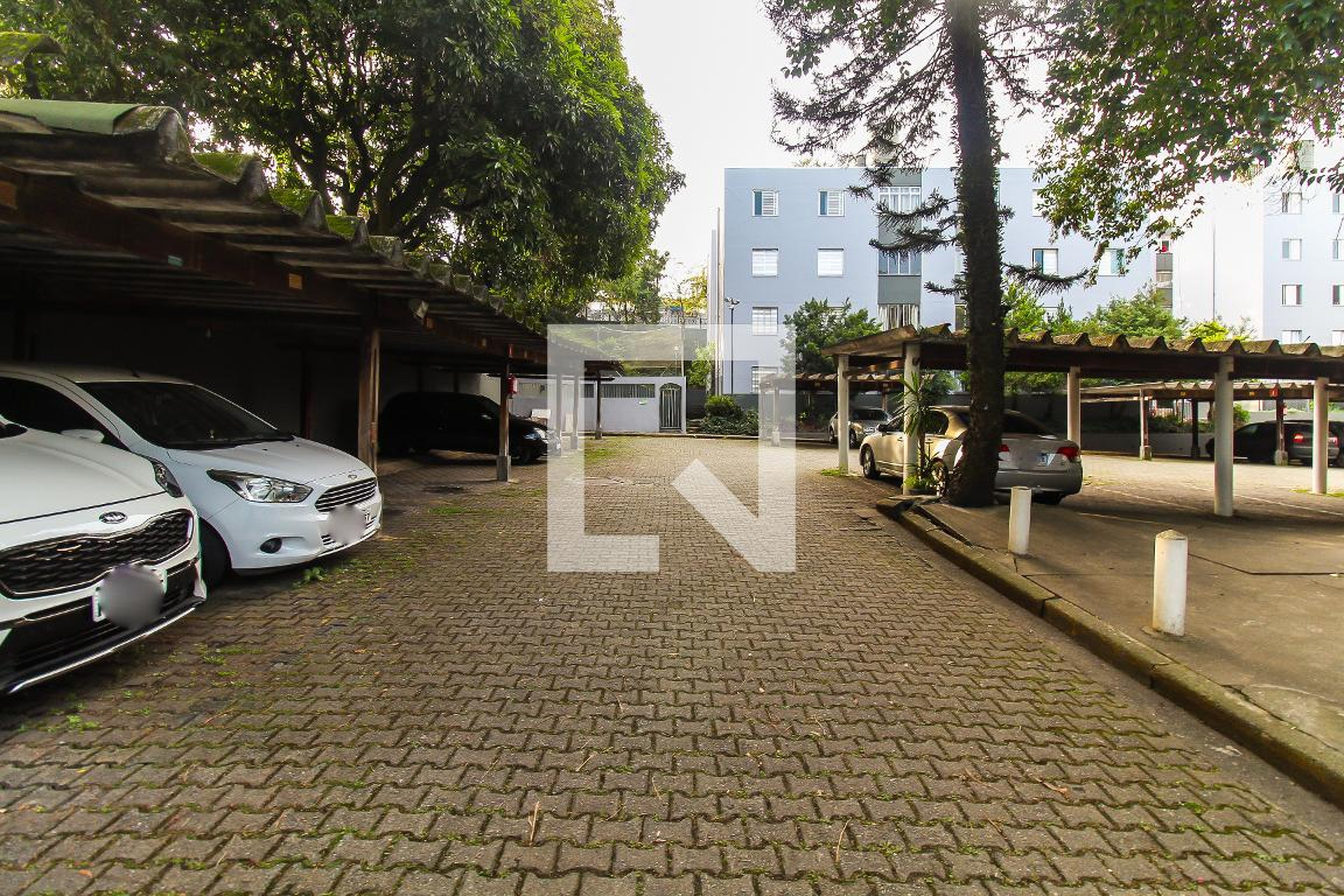 Estacionamento - Conjunto Habitacional Chimboré